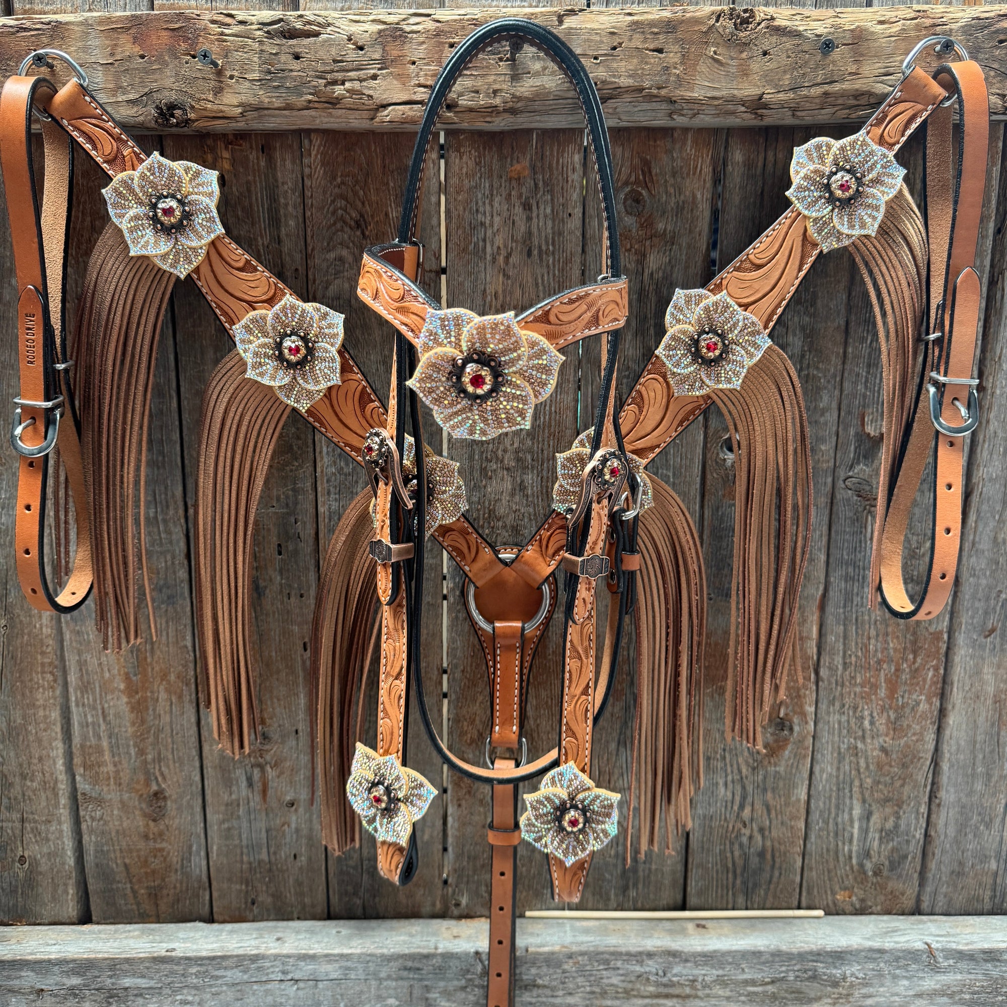 Light Oil Floral Tooled Ruby and Champagne Browband &amp; Breastcollar Tack Set 