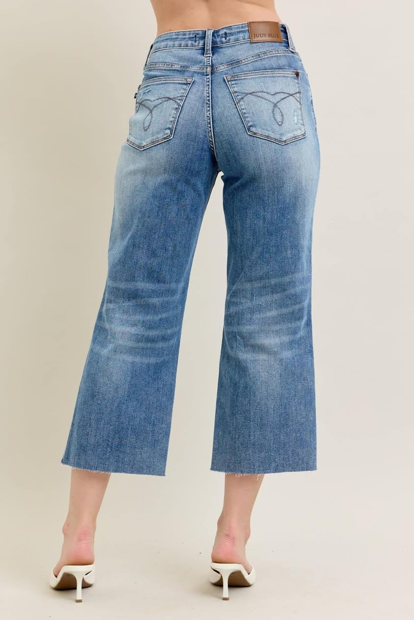JUDY BLUE  WIDE CROP. HIGH WAIST