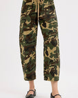 MID RISE FIT BARREL SLUNG PANTS