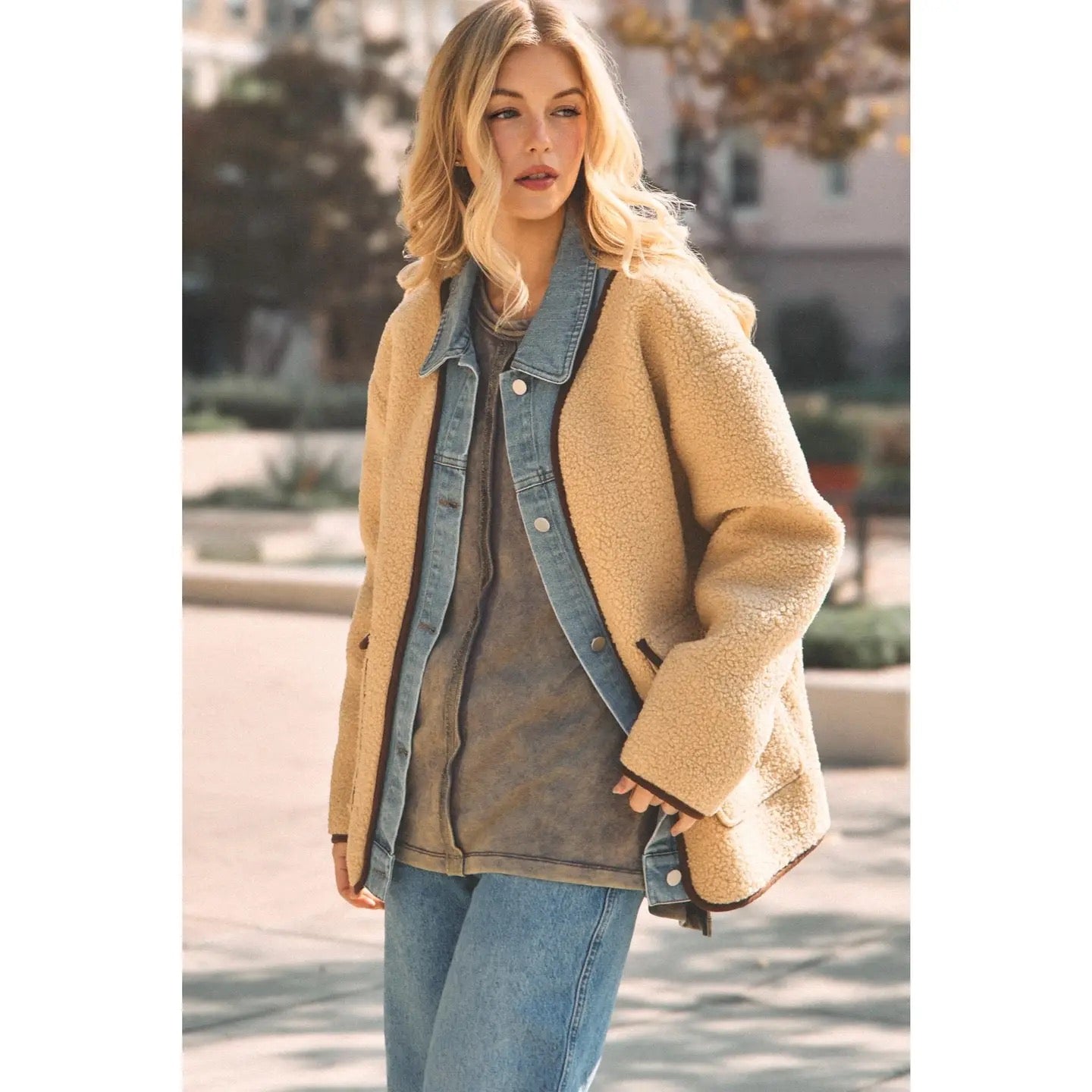TRAILHEAD TEDDY FLEECE JACKET