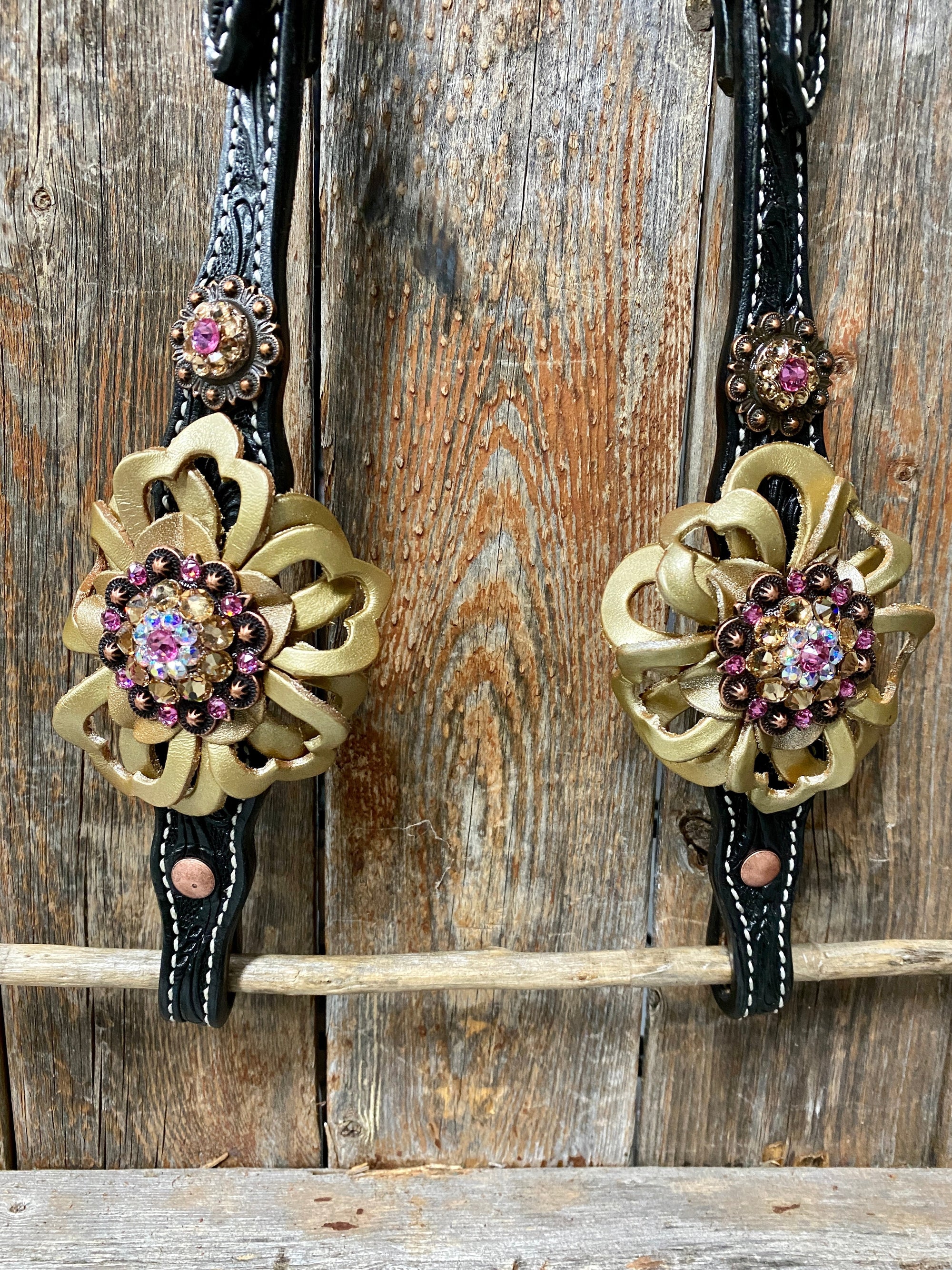 Black Floral Pink and Gold One Ear &amp; Breastcollar Tack Set 