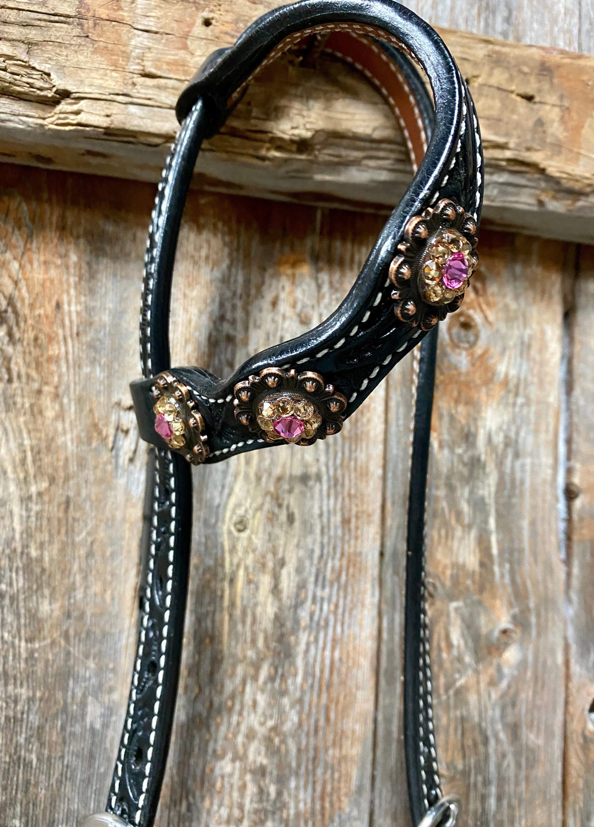 Black Floral Pink and Gold One Ear &amp; Breastcollar Tack Set 