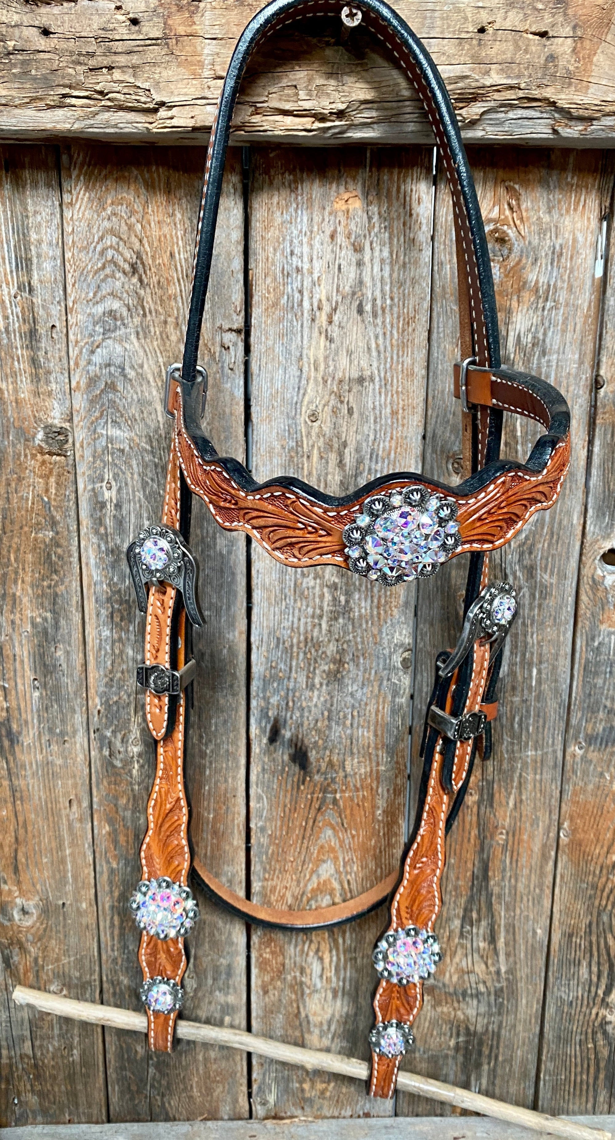 Light Oil and Antique Silver Browband &amp; Breastcollar Tack Set 