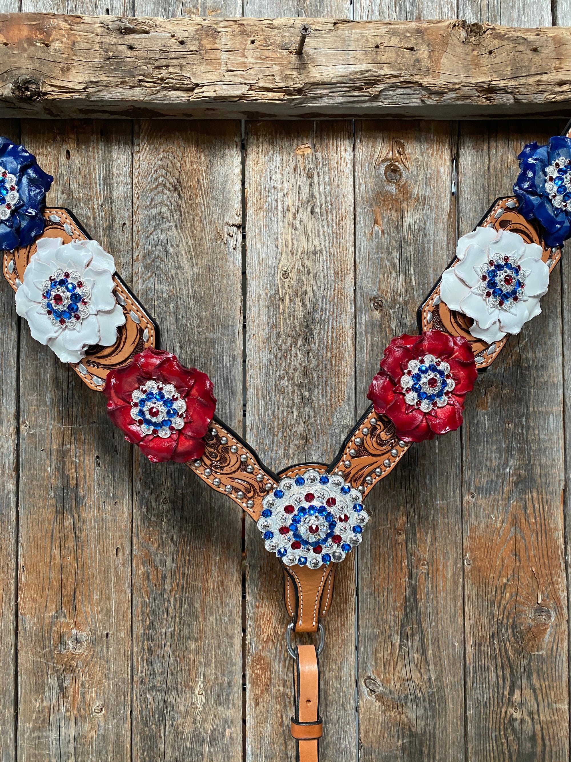 Silver Buckstitch Patriotic One Ear Tack Set  