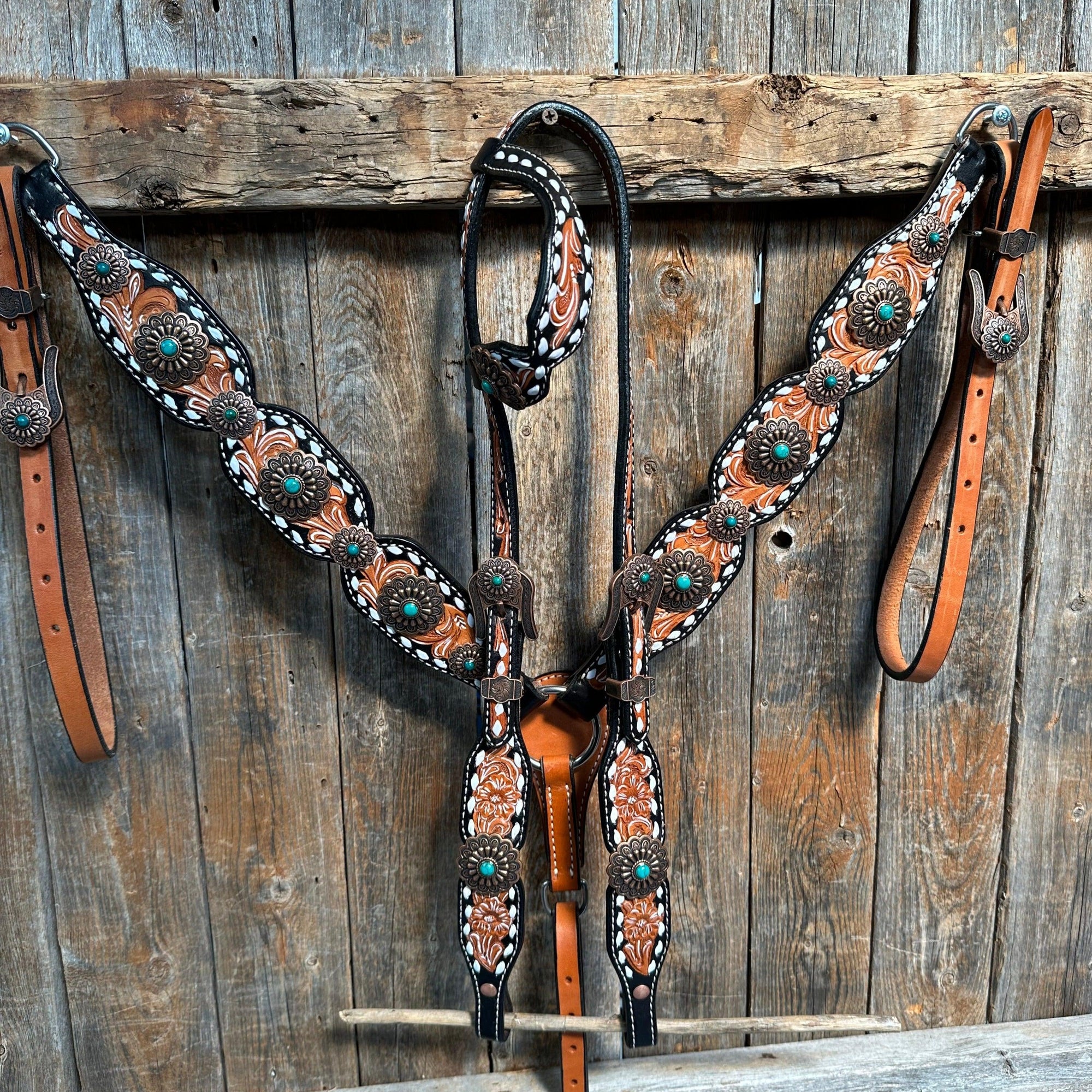 Classic Copper and Turquoise One Ear / Breastcollar Tack Set 