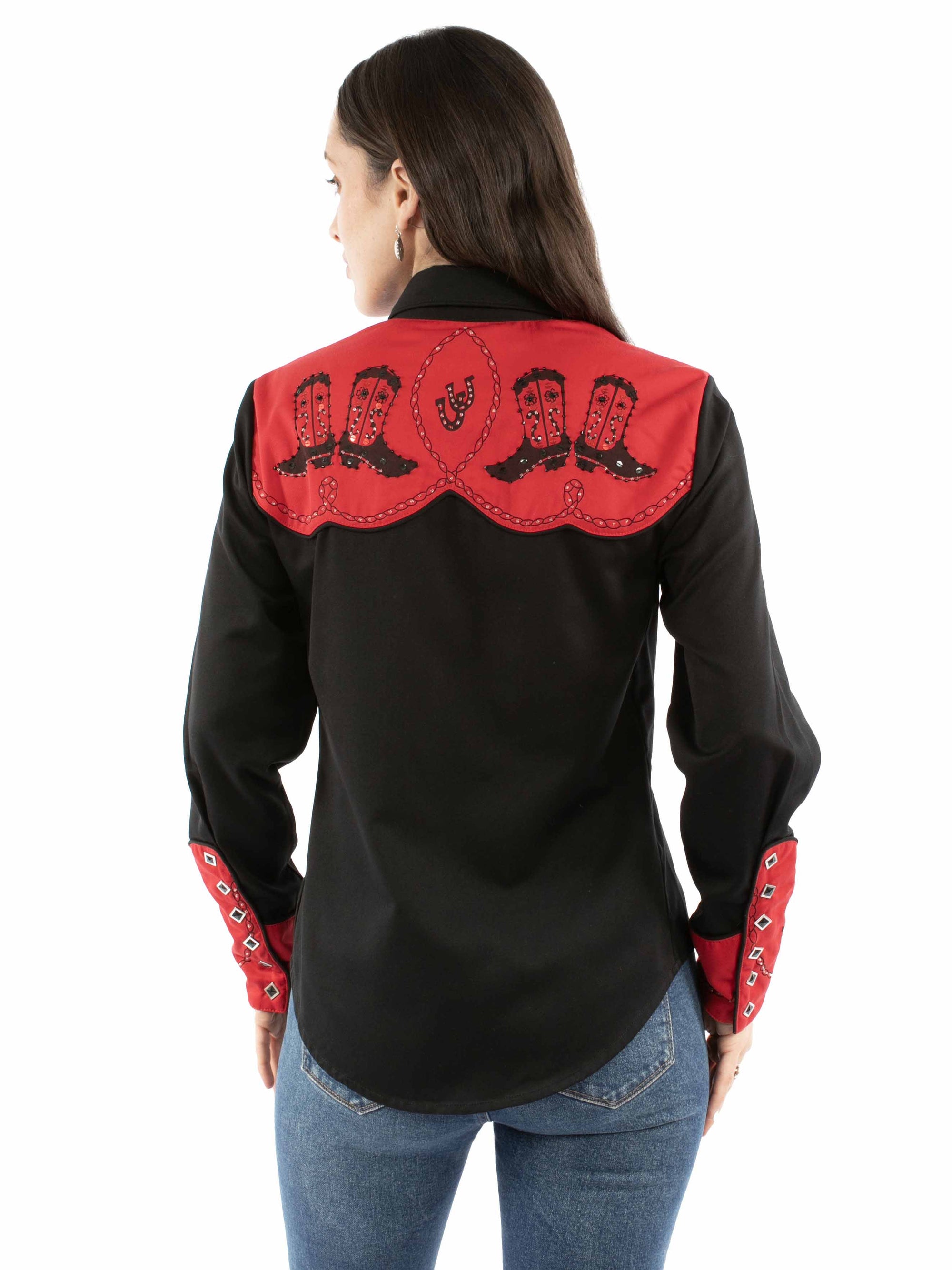 Boots &amp; Lasso Top - PL-917