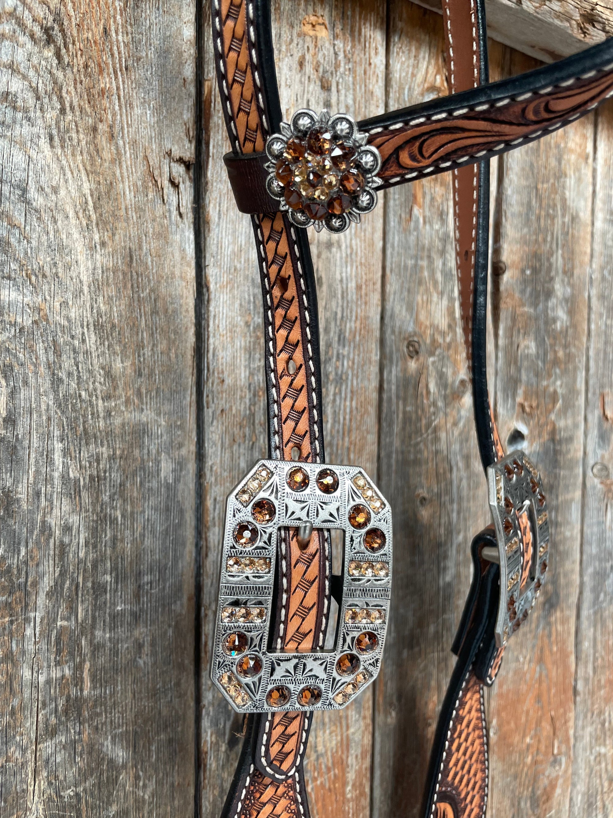 Brown Leaf Scalloped Champagne an Topaz One Ear Headstall 