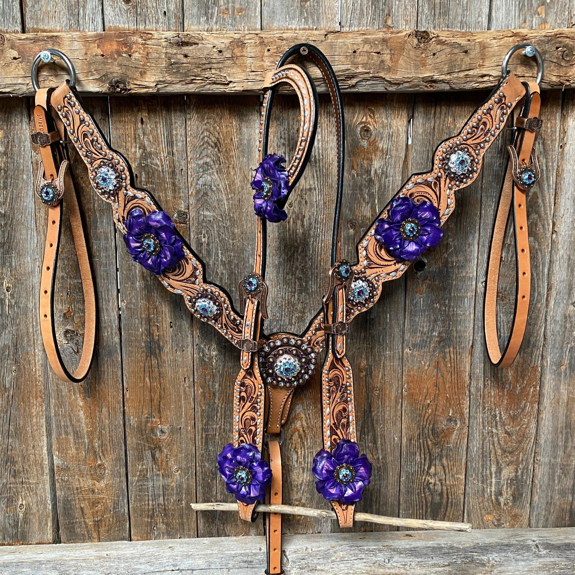 Light Oil Silver Dot Purple and Aqua One Ear &amp; Breastcollar Tack Set 