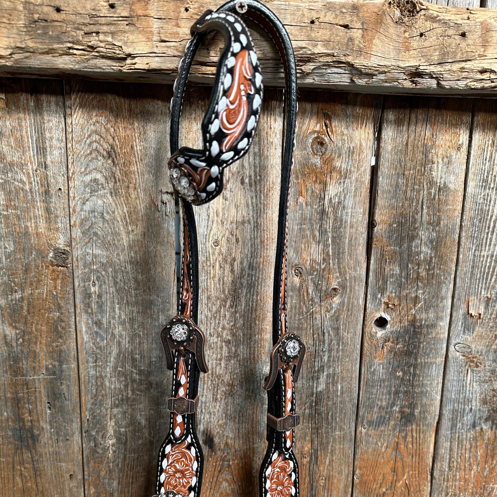 Classic Clear One Ear / Breastcollar Tack Set 