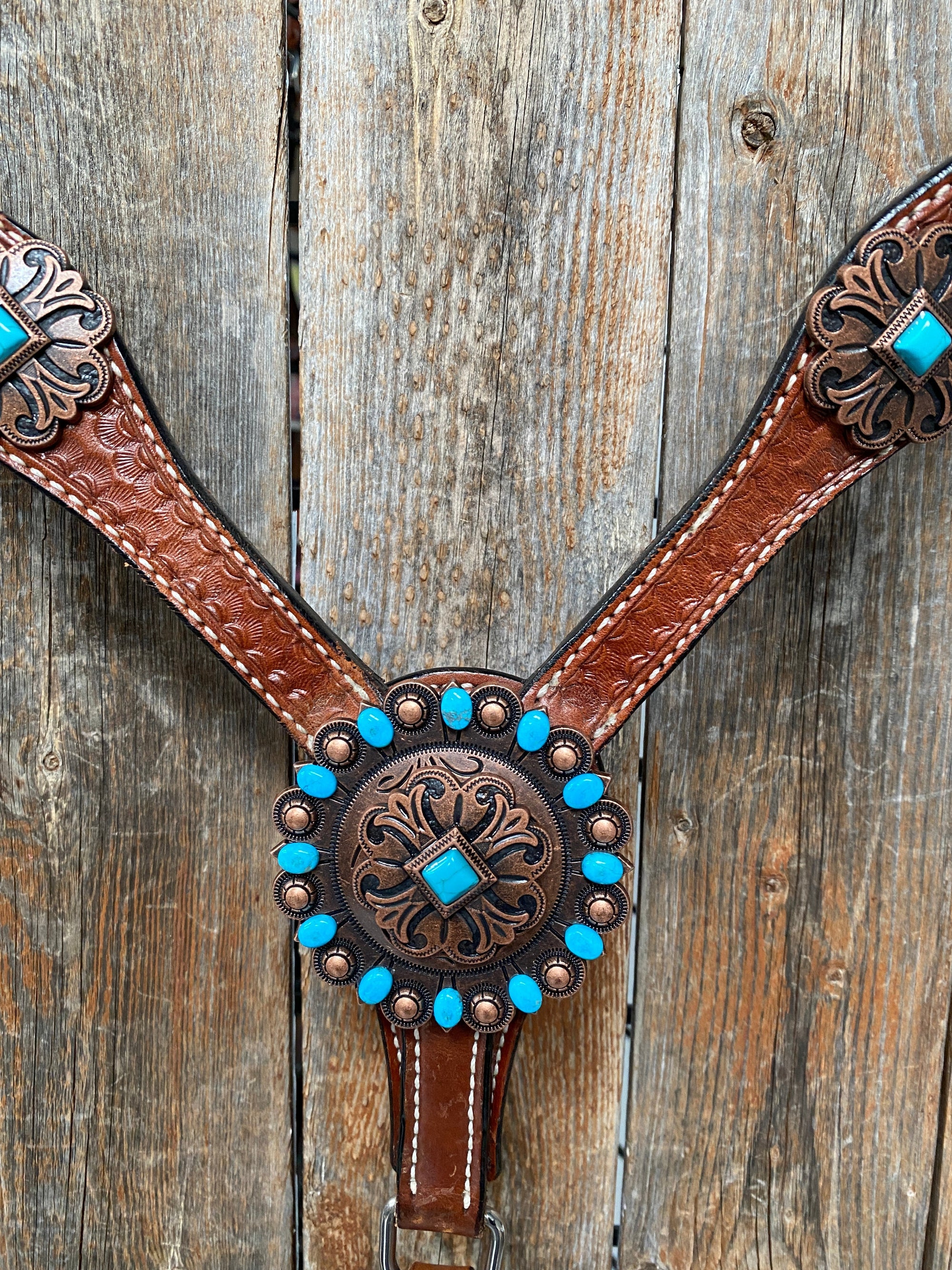 Medium Basketweave Turquoise One Ear &amp; Breastcollar Tack Set 