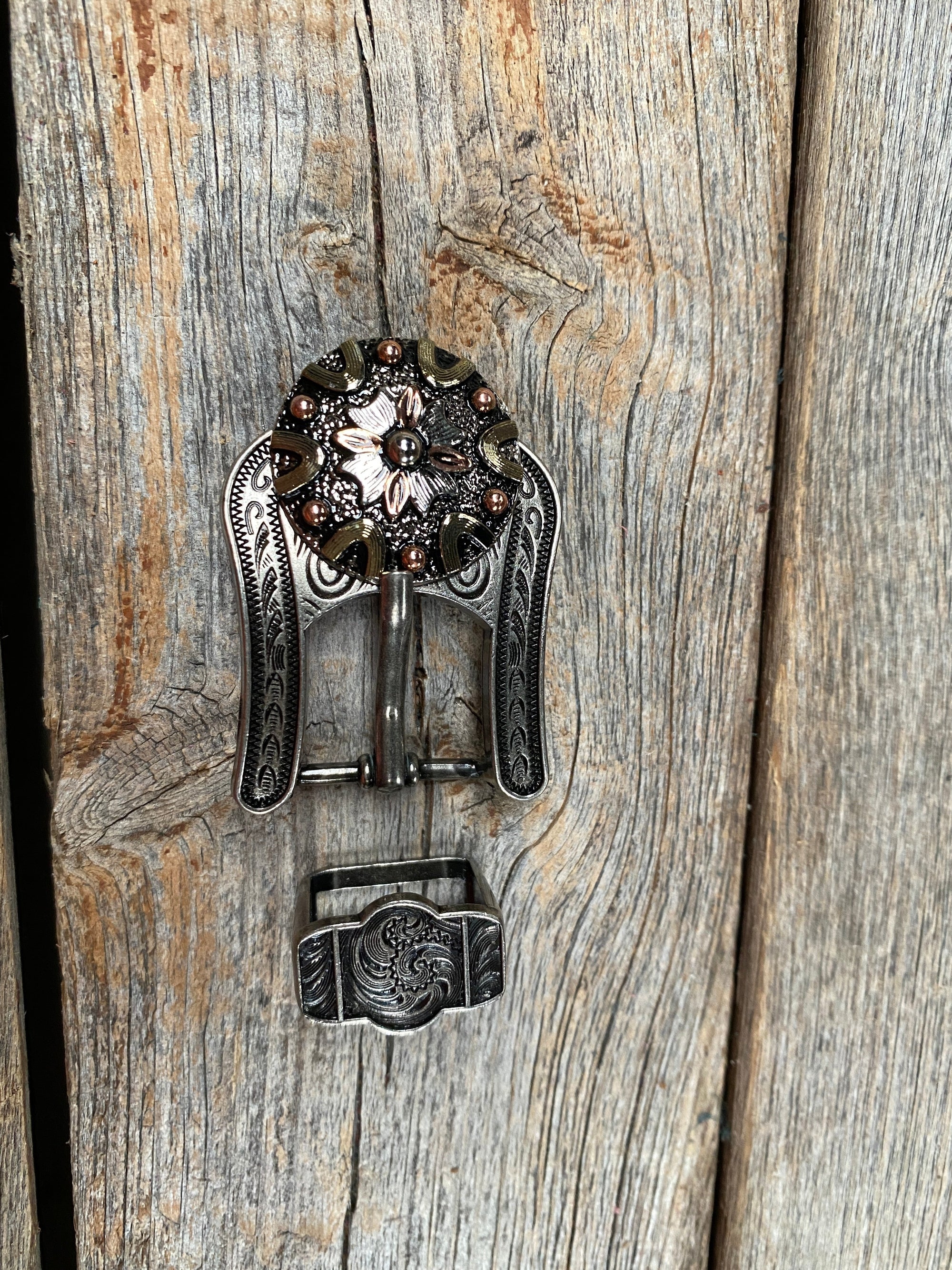 Floral Dots Antique Silver Western Concho Buckle Adapter W147ASBA