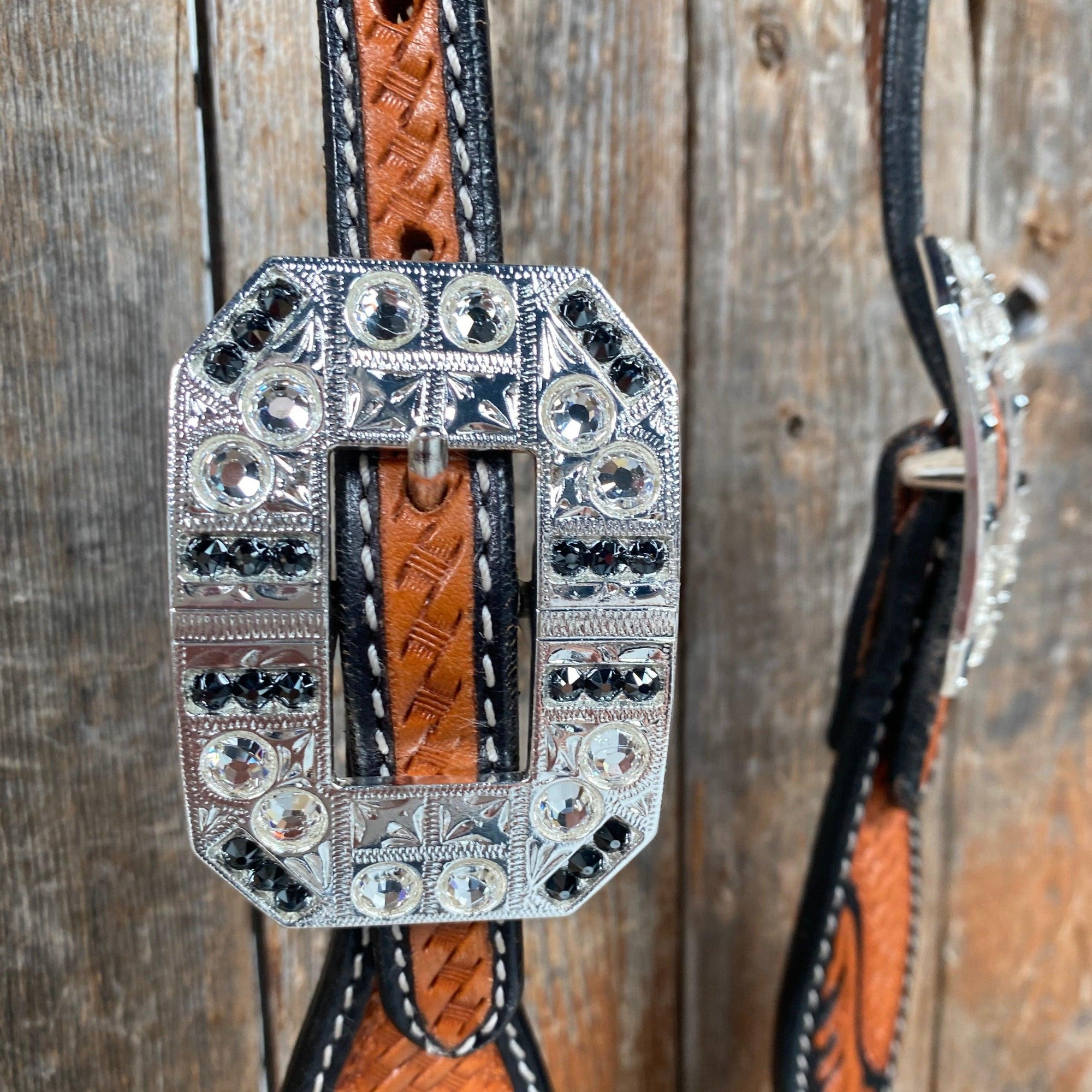 Two Tone Leaf Jet and Clear One Ear &amp; Breastcollar Tack Set 
