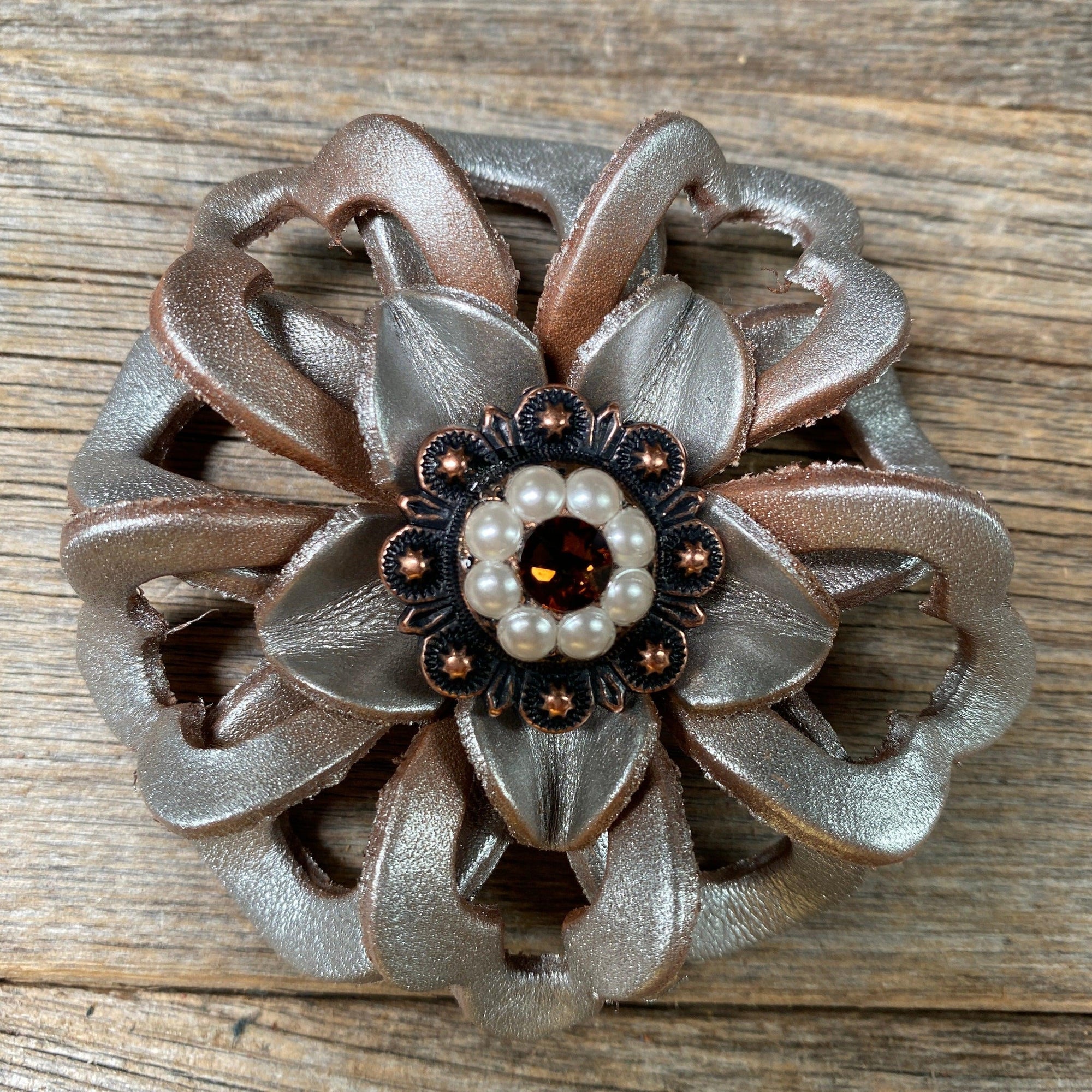 Silver Lotus Flower With Copper Topaz &amp; Pearl 1" Concho