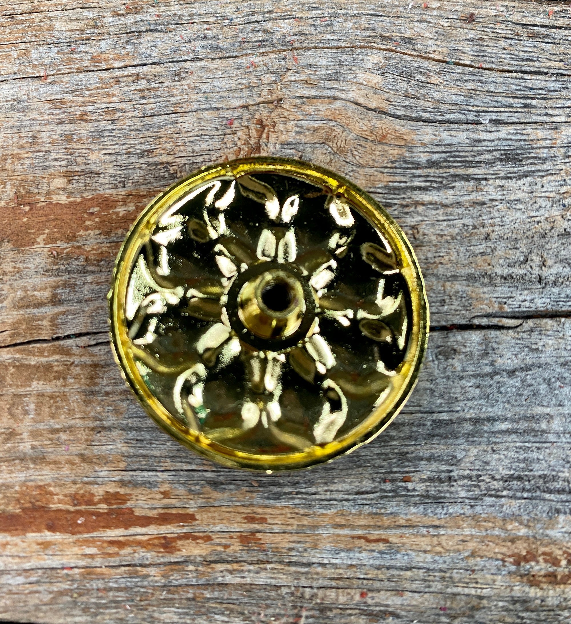 Black &amp; Gold Sunflower Concho 1” W125S
