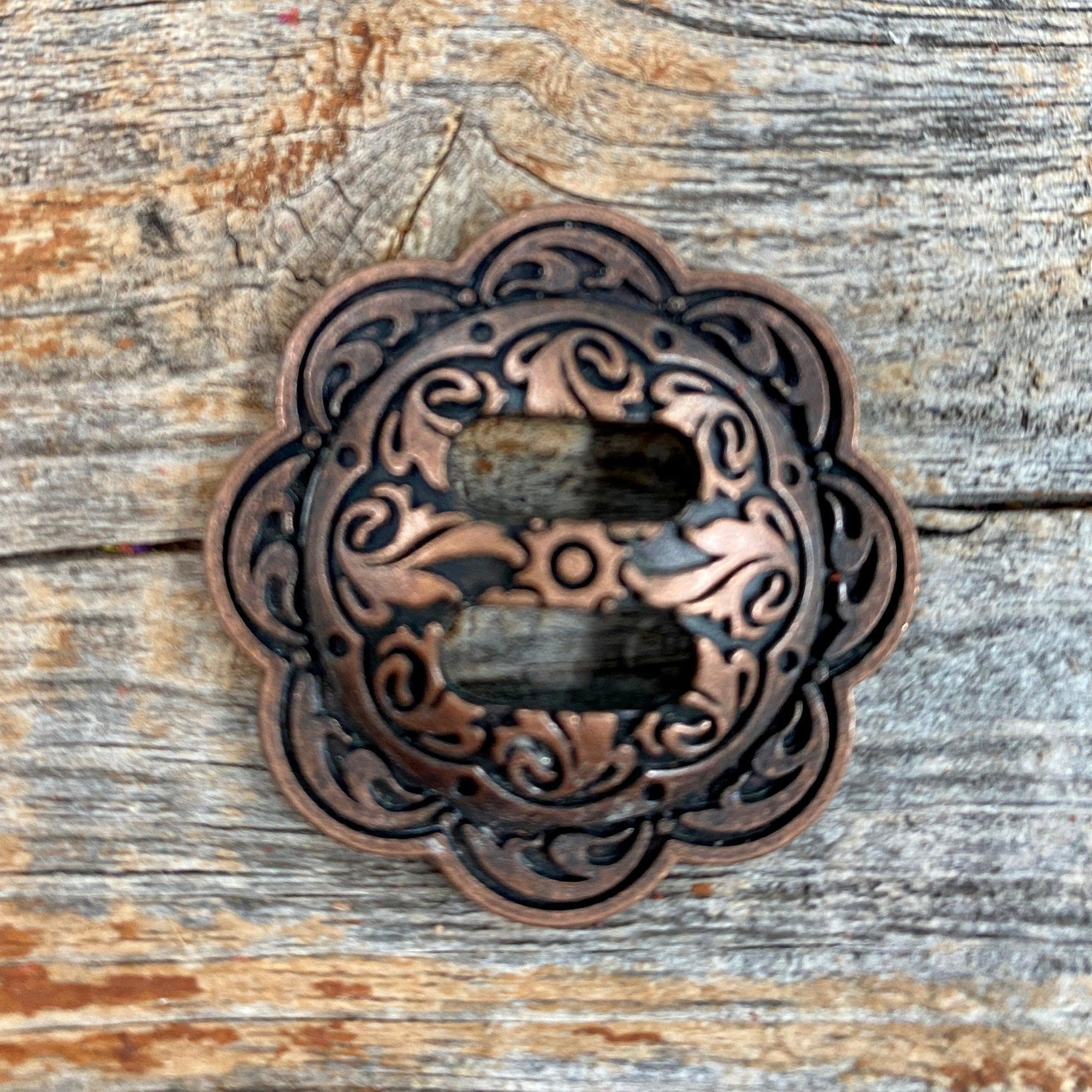Copper Scalloped Slotted Concho 1.5" W164CL