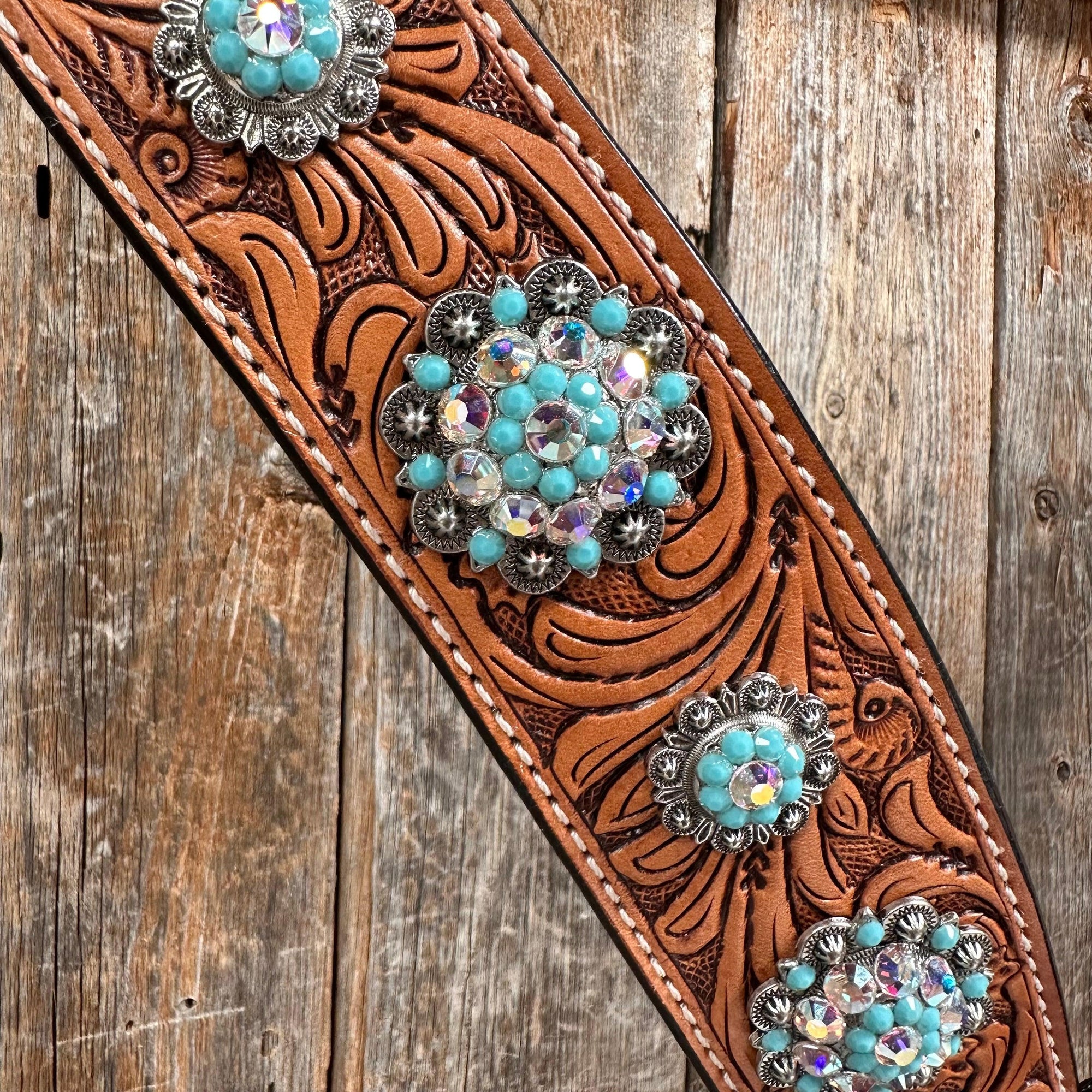 Light Oil Buckaroo Roper Turquoise and AB One Ear &amp; Breastcollar Tack Set 