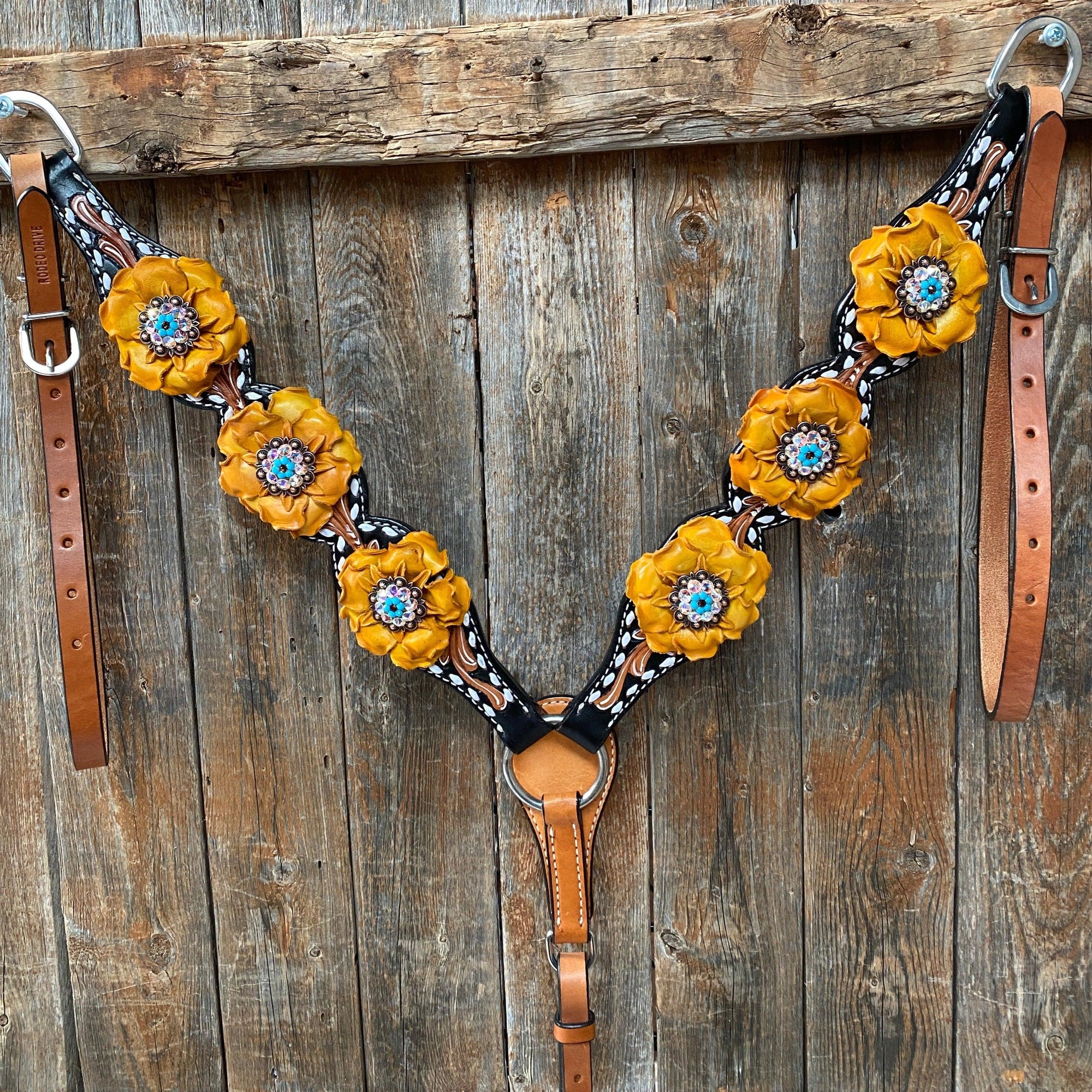Vintage Yellow and Turquoise Breastcollar 