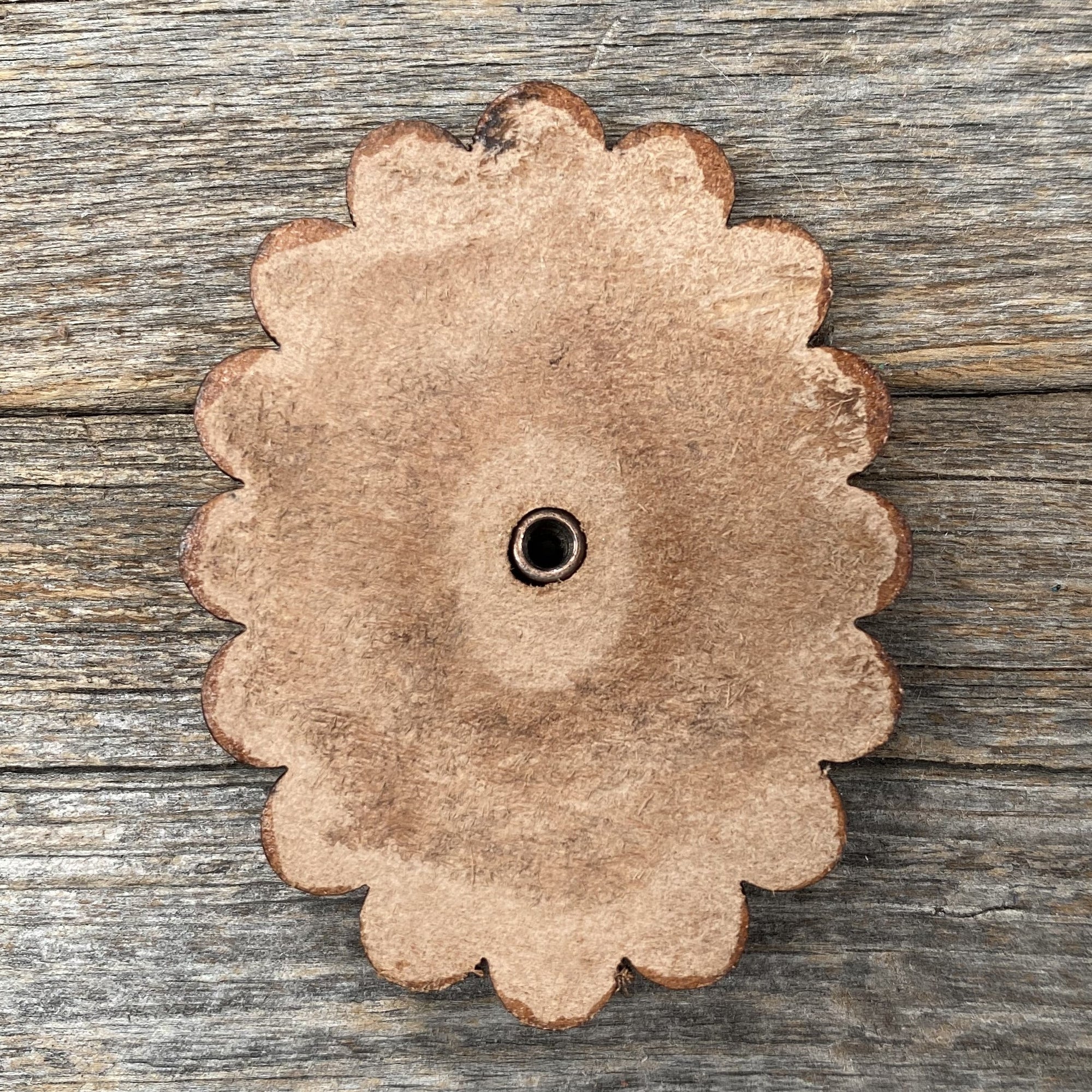 Leather Rosette Medium Oil Edges with Lapis Cabochon Western Concho R107CABLA