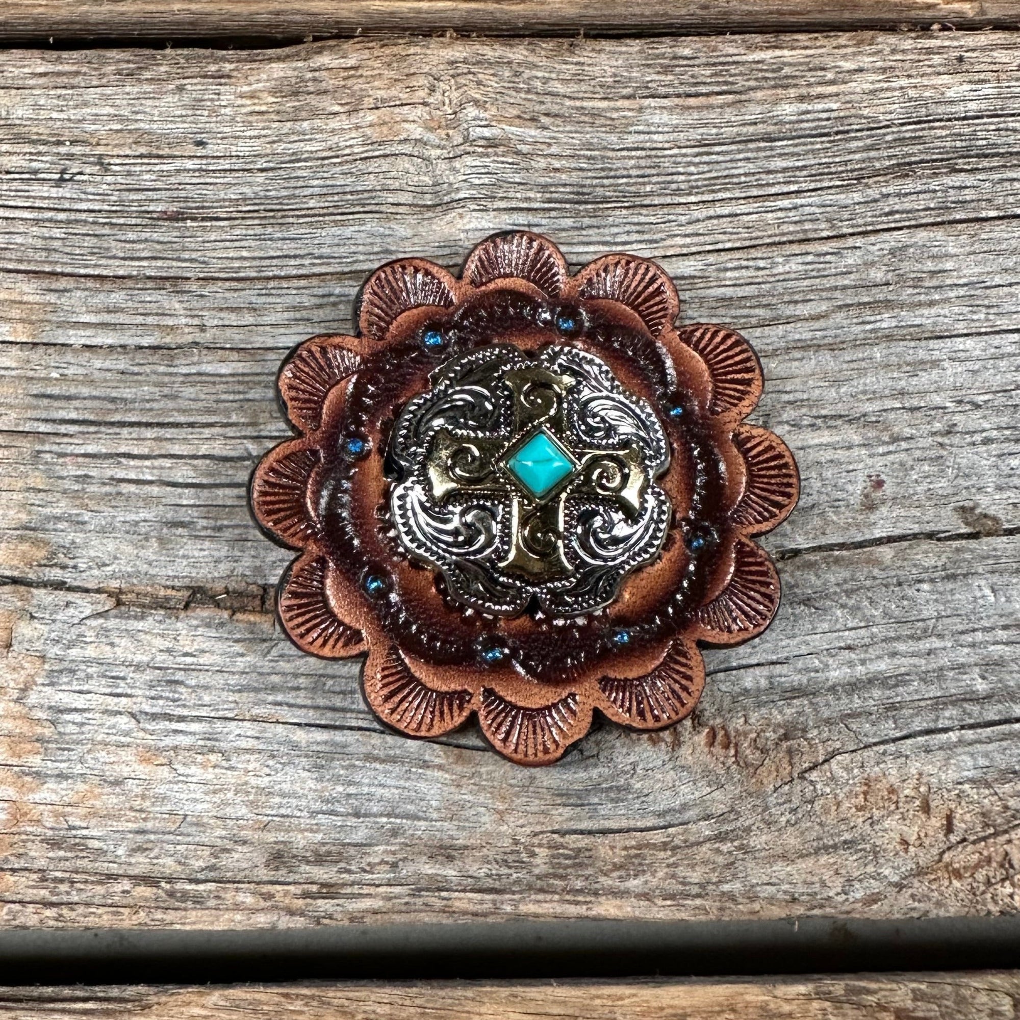 Antique Silver &amp; Gold Western Concho W189