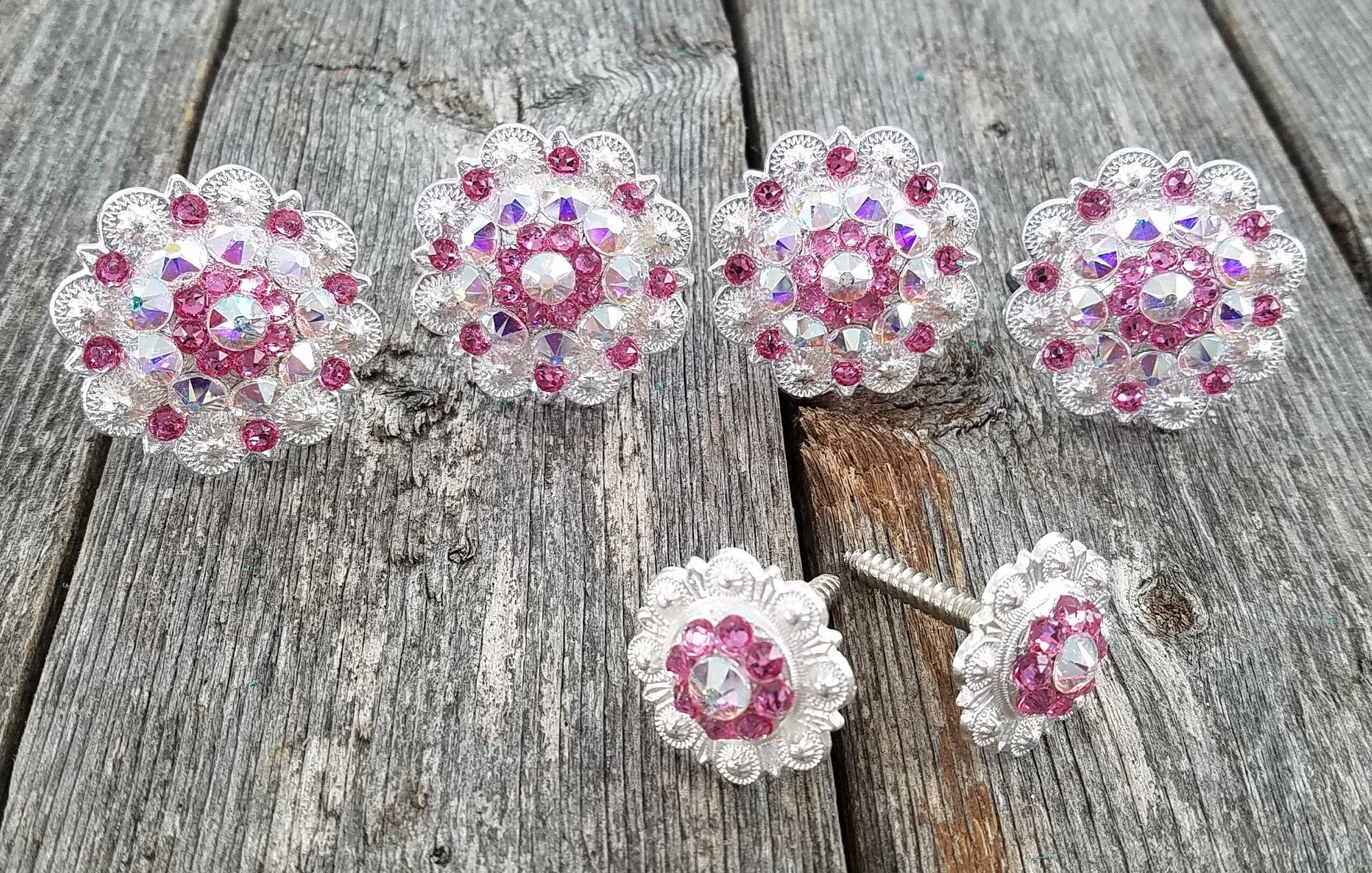 Bright Silver Pink &amp; AB Saddle Conchos