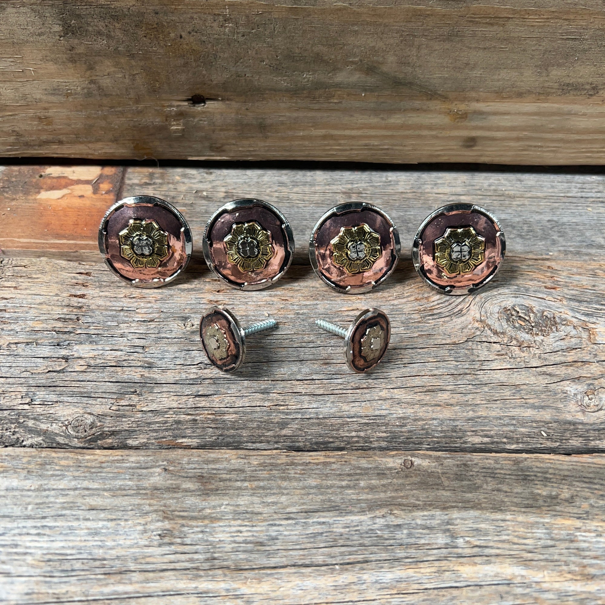 Copper &amp; Gold Flower Western Concho W192