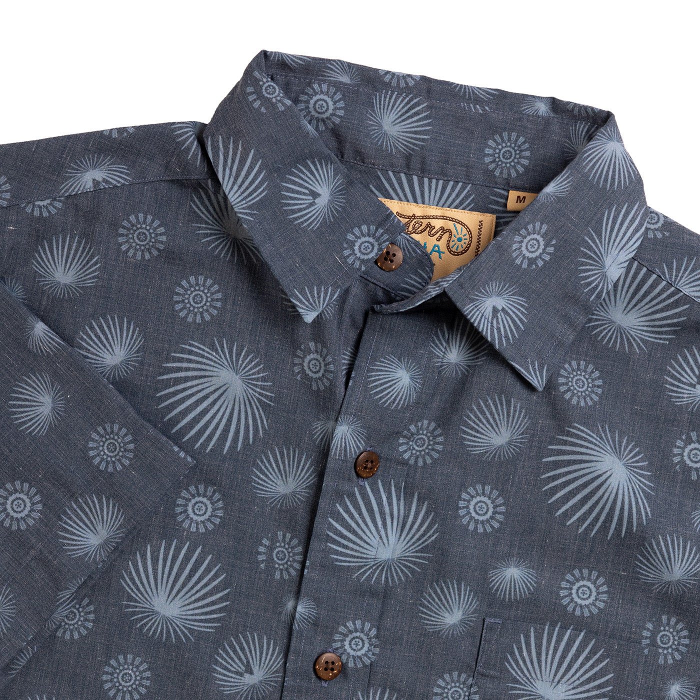 Hawaiian Inspired Lightweight Short Sleeve Shirt For Warm Travel And Everyday Comfort