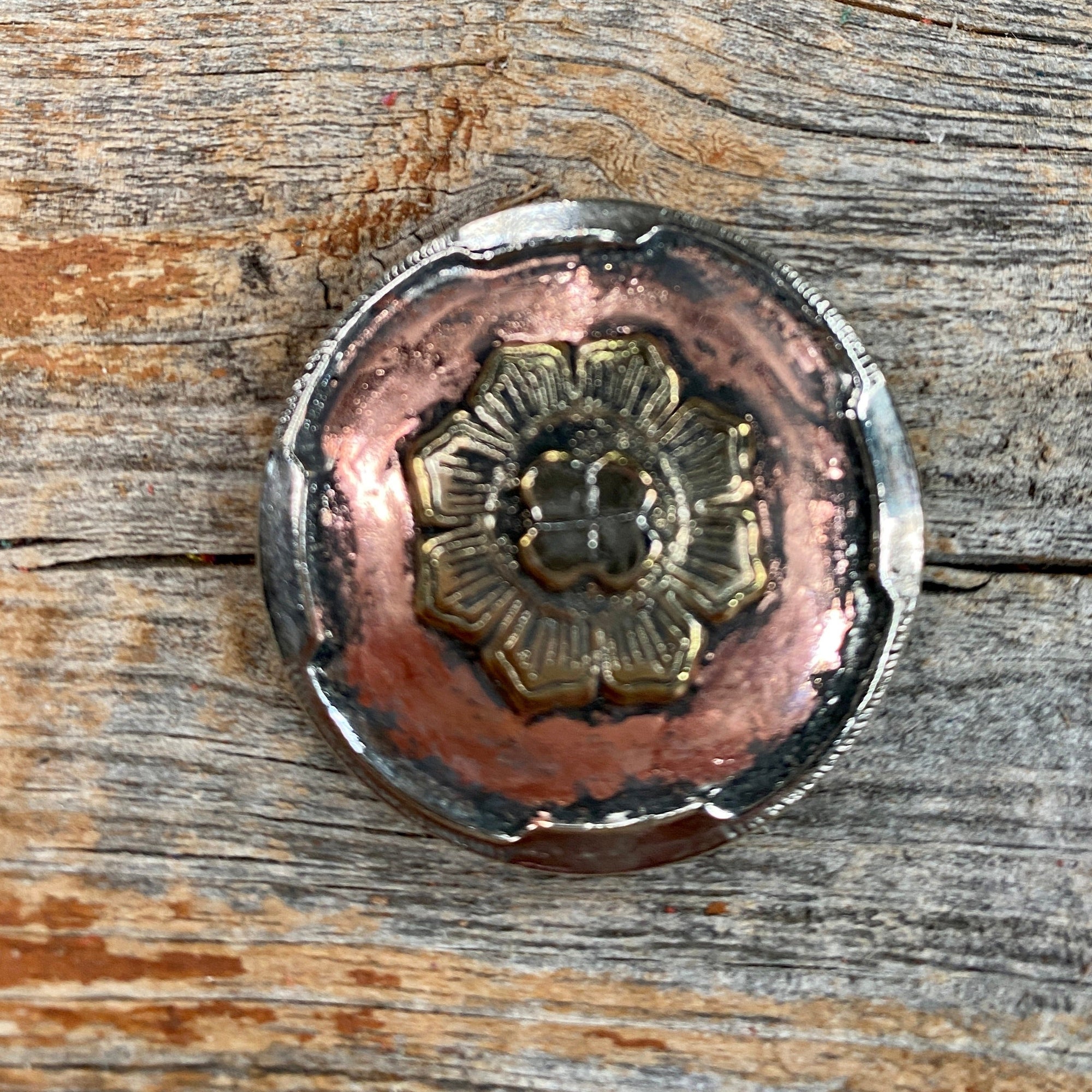 Copper &amp; Gold Flower Western Concho W192