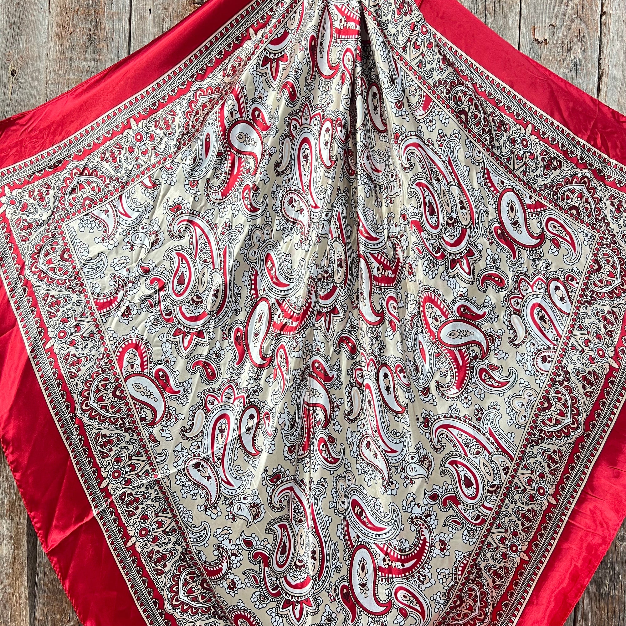 35X35" Classic Paisley Wild Rag / Scarf -W188L Slide WRC2141A