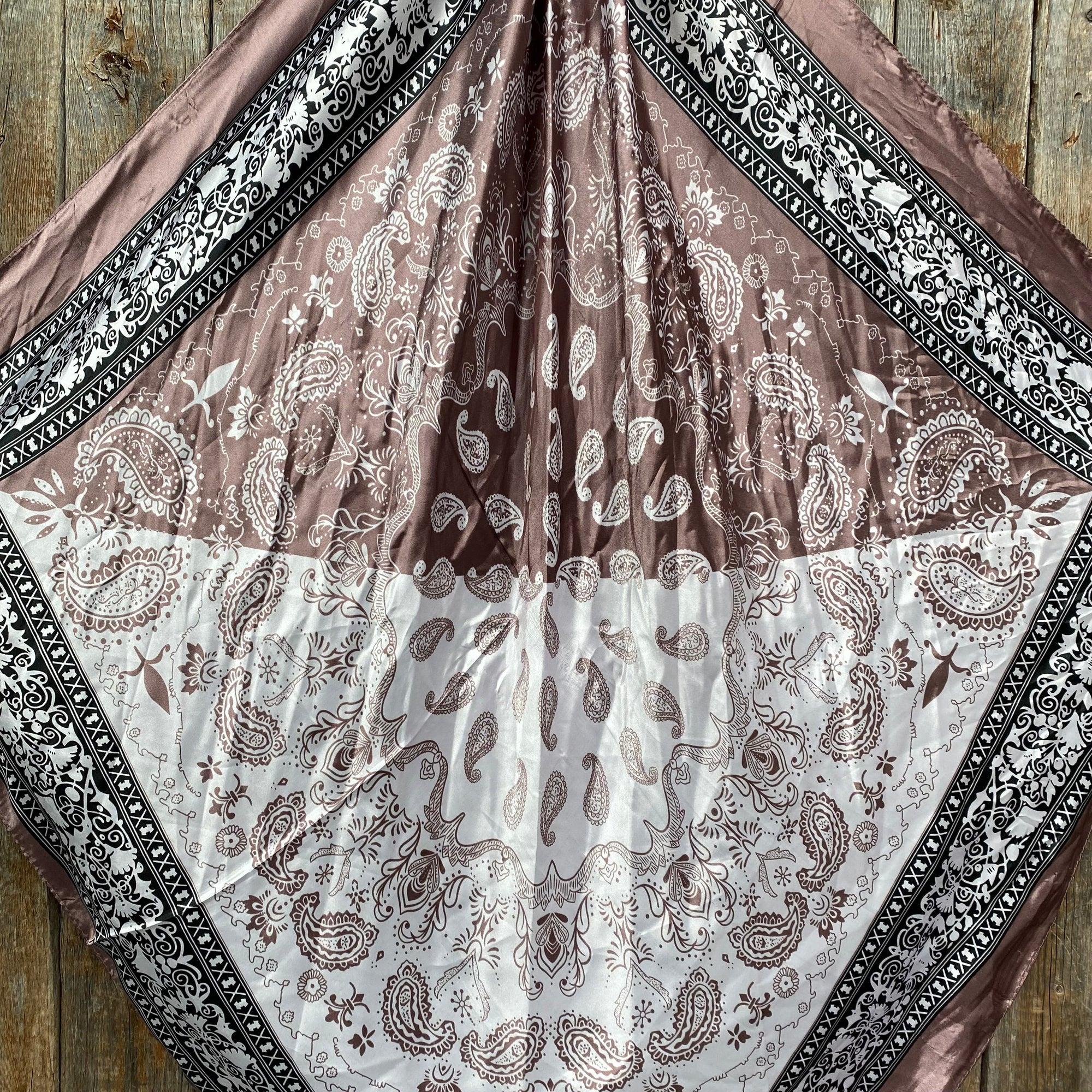 35X35" Two Tone Paisley Wild Rag / Scarf -W185 Slide WRC2557A