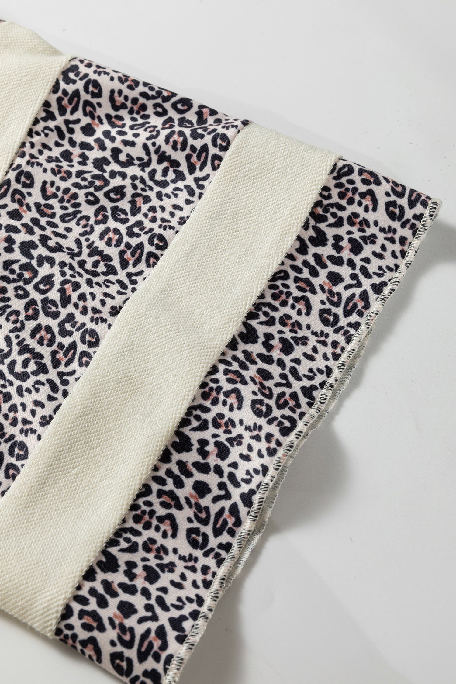Plus Size Leopard Patchwork V-Neck Short Sleeve Top