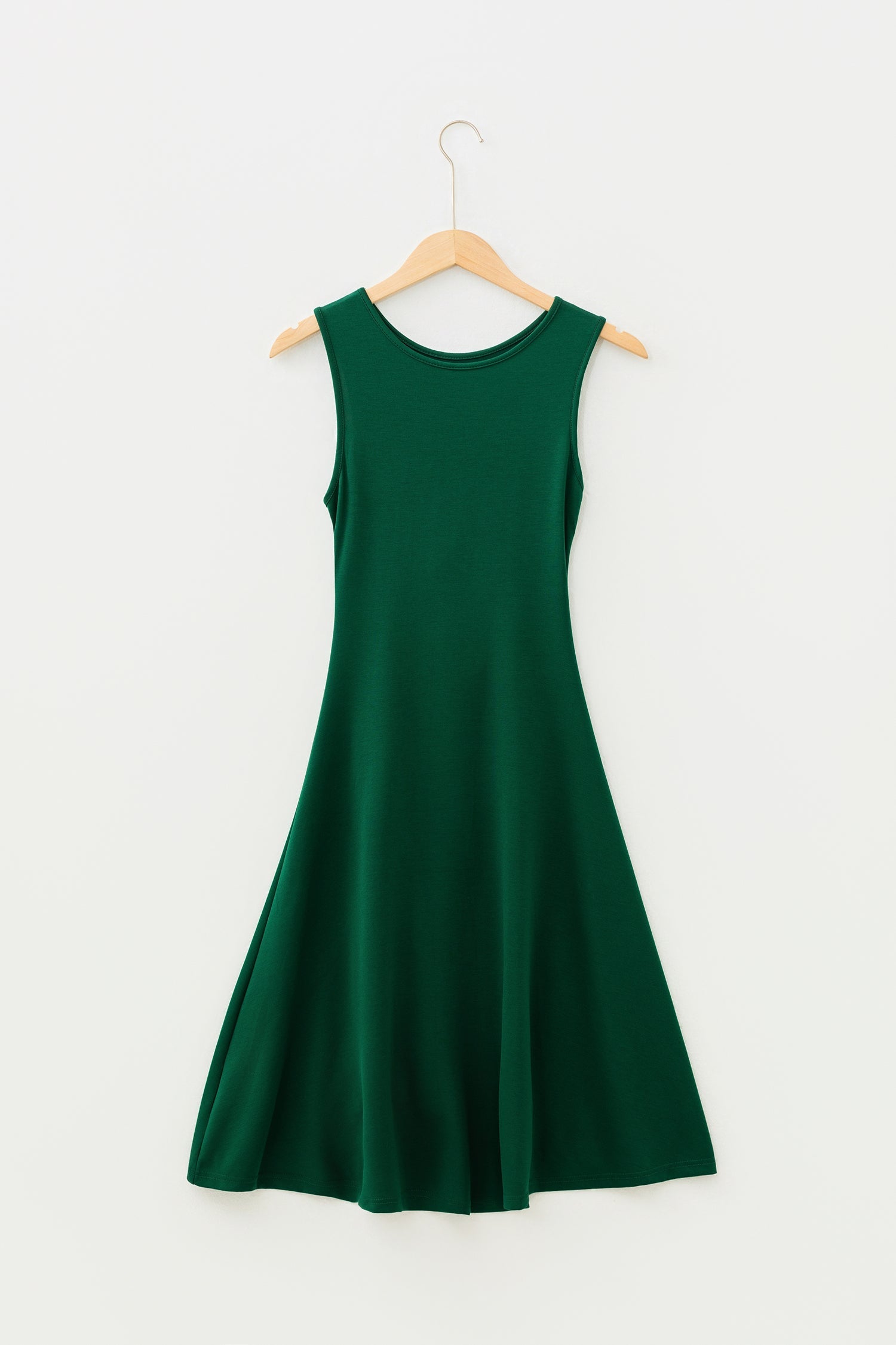 Solid Round Neck Ruched Sleeveless Dress