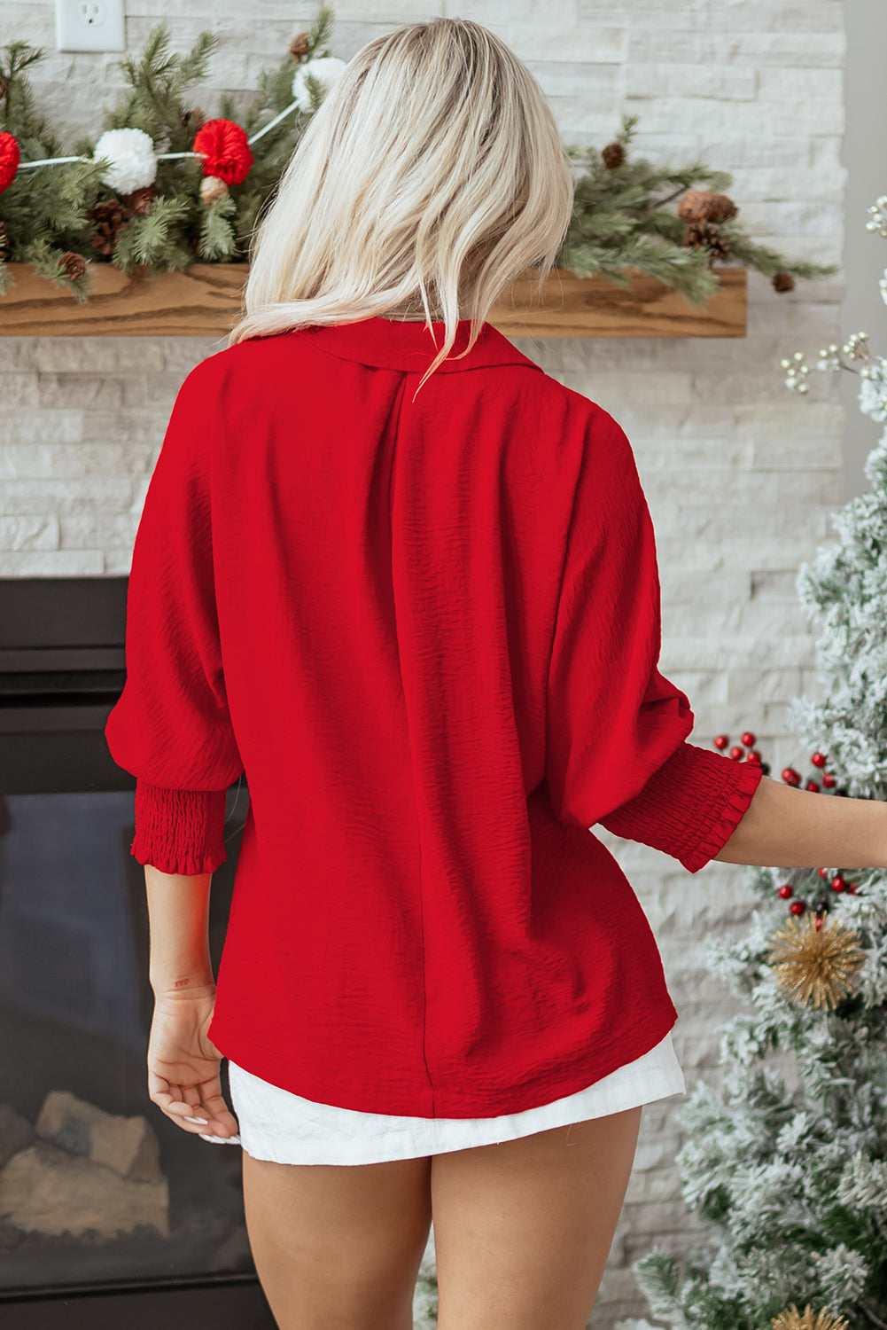Solid Collared V-Neck Smocked 3/4 Sleeve Top