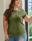 Plus Size Solid Wavy Textured Short Sleeve Tee