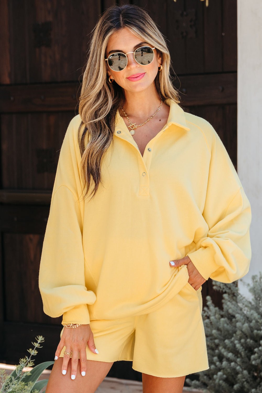 Solid Buttoned Collar Pullover &amp; Shorts Set