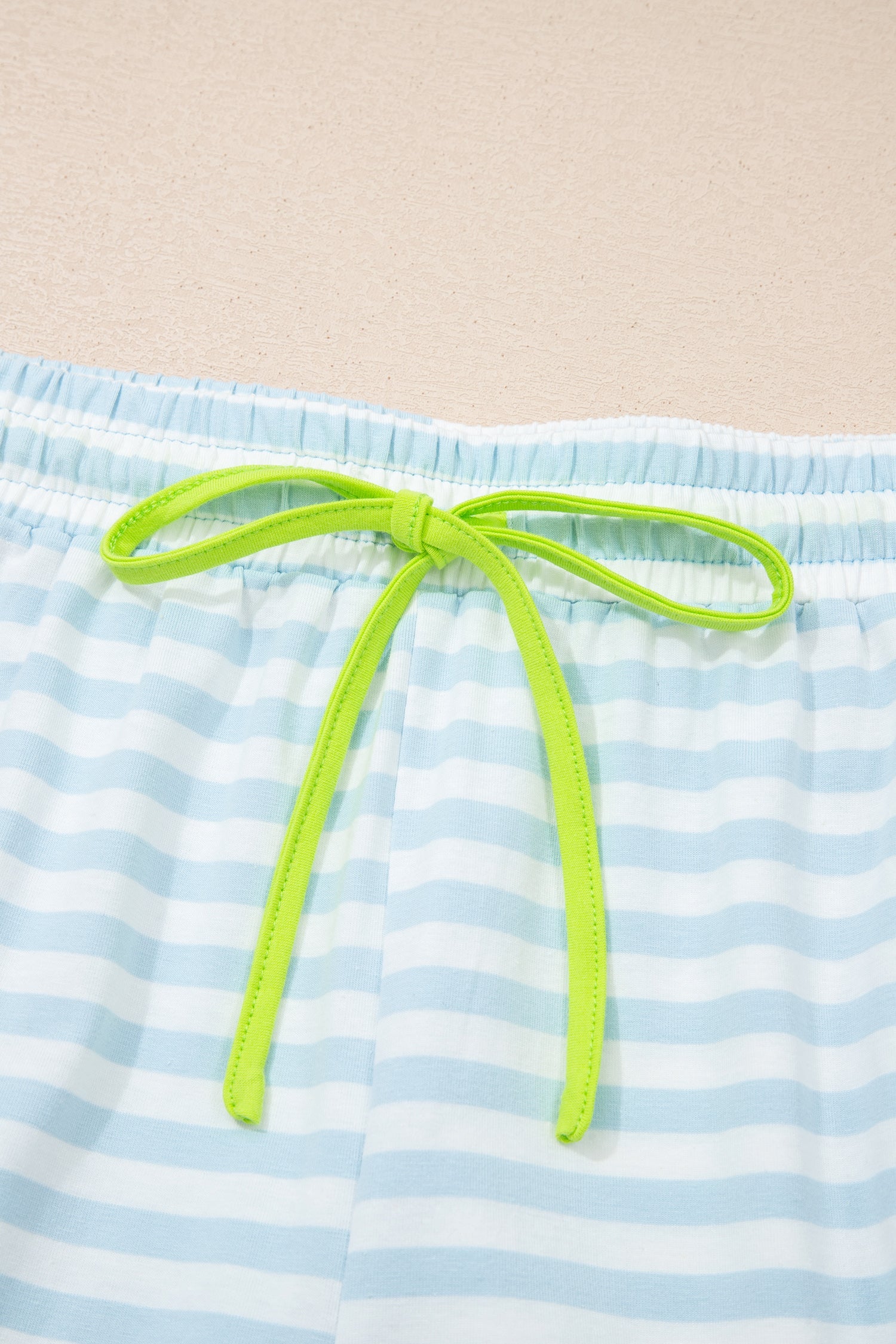 Stripe Contrast Trim Tee &amp; Drawstring Shorts Set