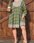 Plus Size Floral Stripe Trim 3/4 Sleeve Mini Dress