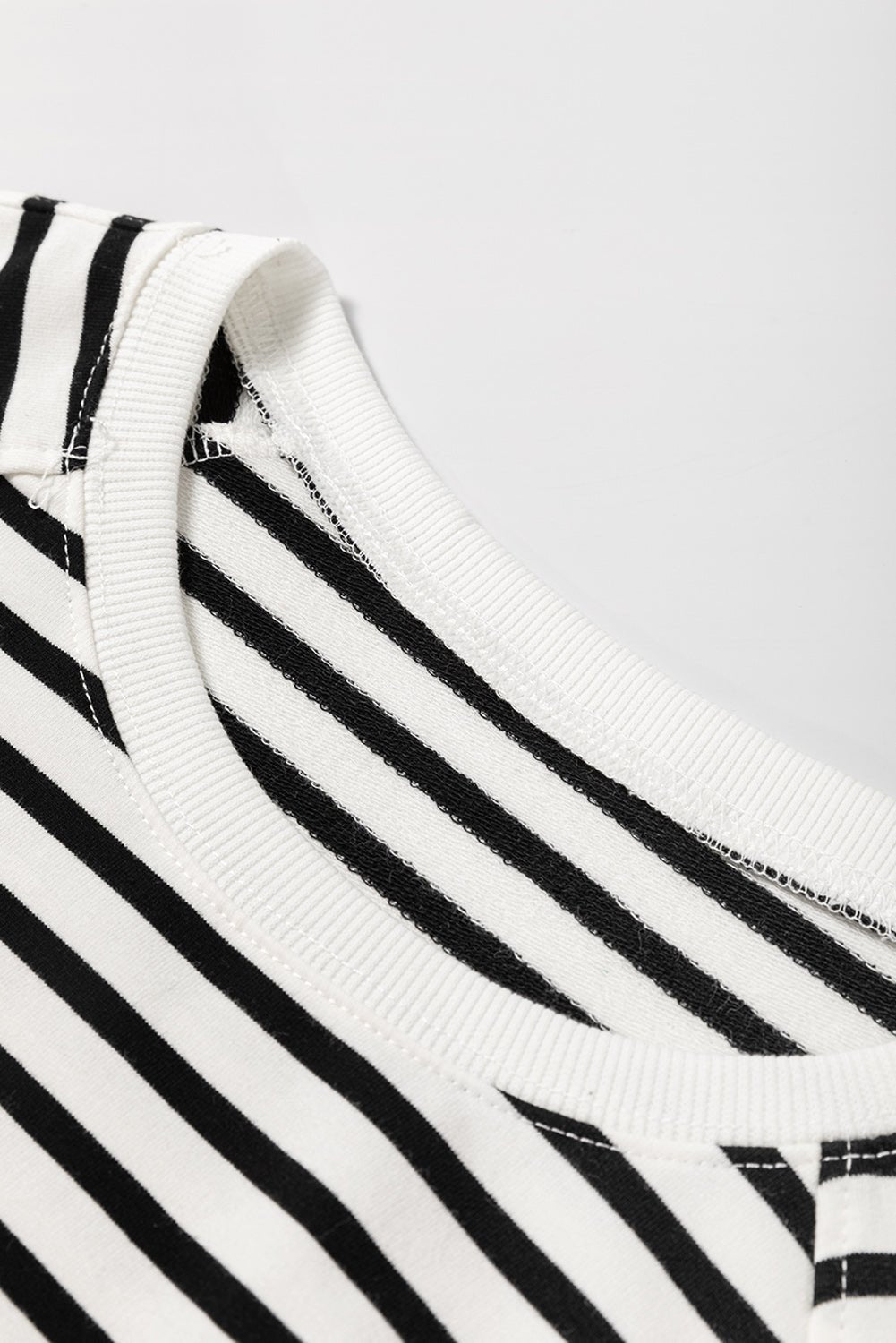 Amelia Side Slits Loose Sweatshirt