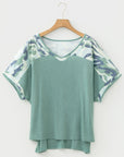 Plus Size Camo Patchwork Ribbed V-Neck Tee