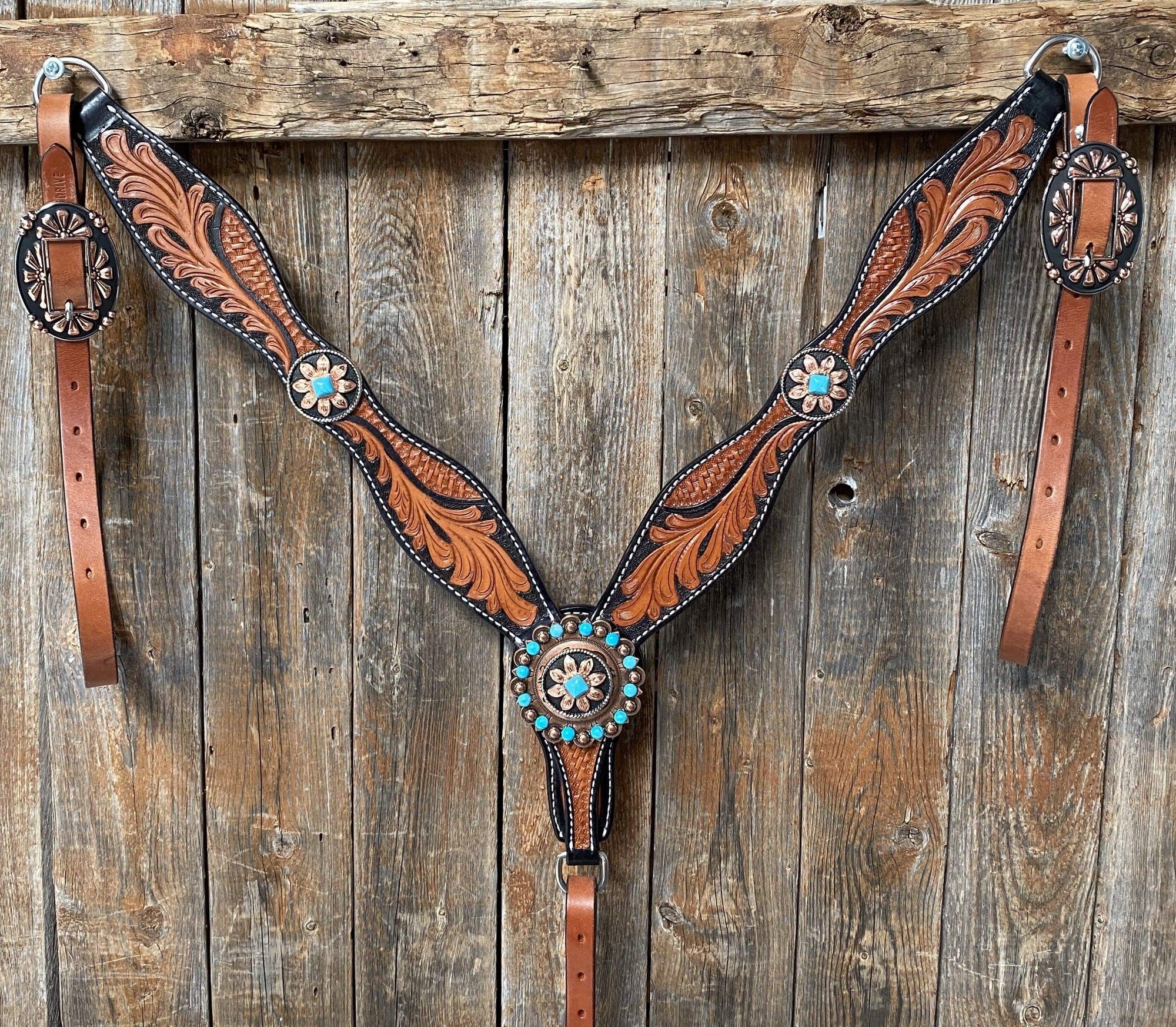 Two Tone Leaf Floral Turquoise One Ear &amp; Breastcollar Tack Set 