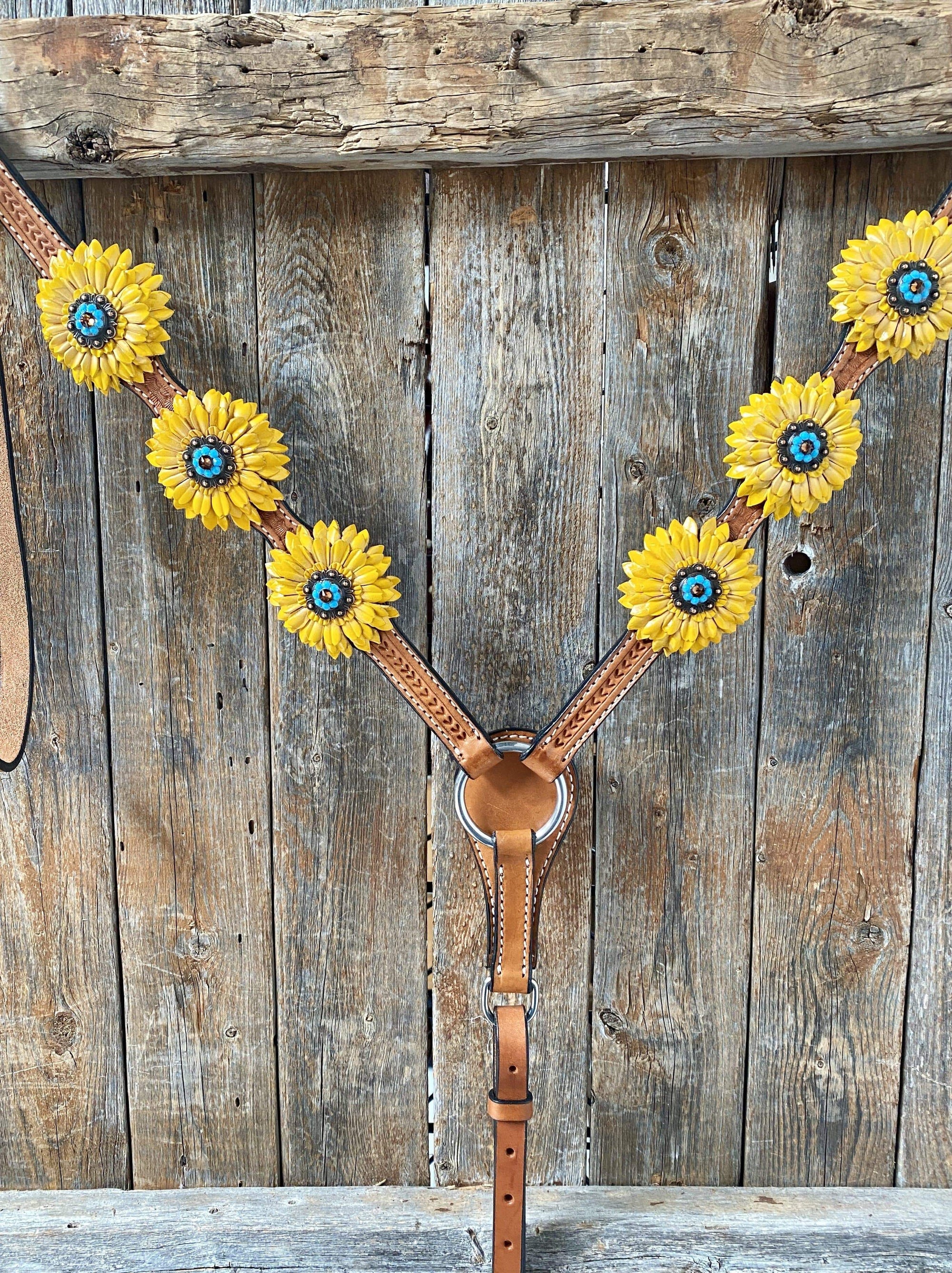 One Ear &amp; Breastcollar -Yellow Daisy 