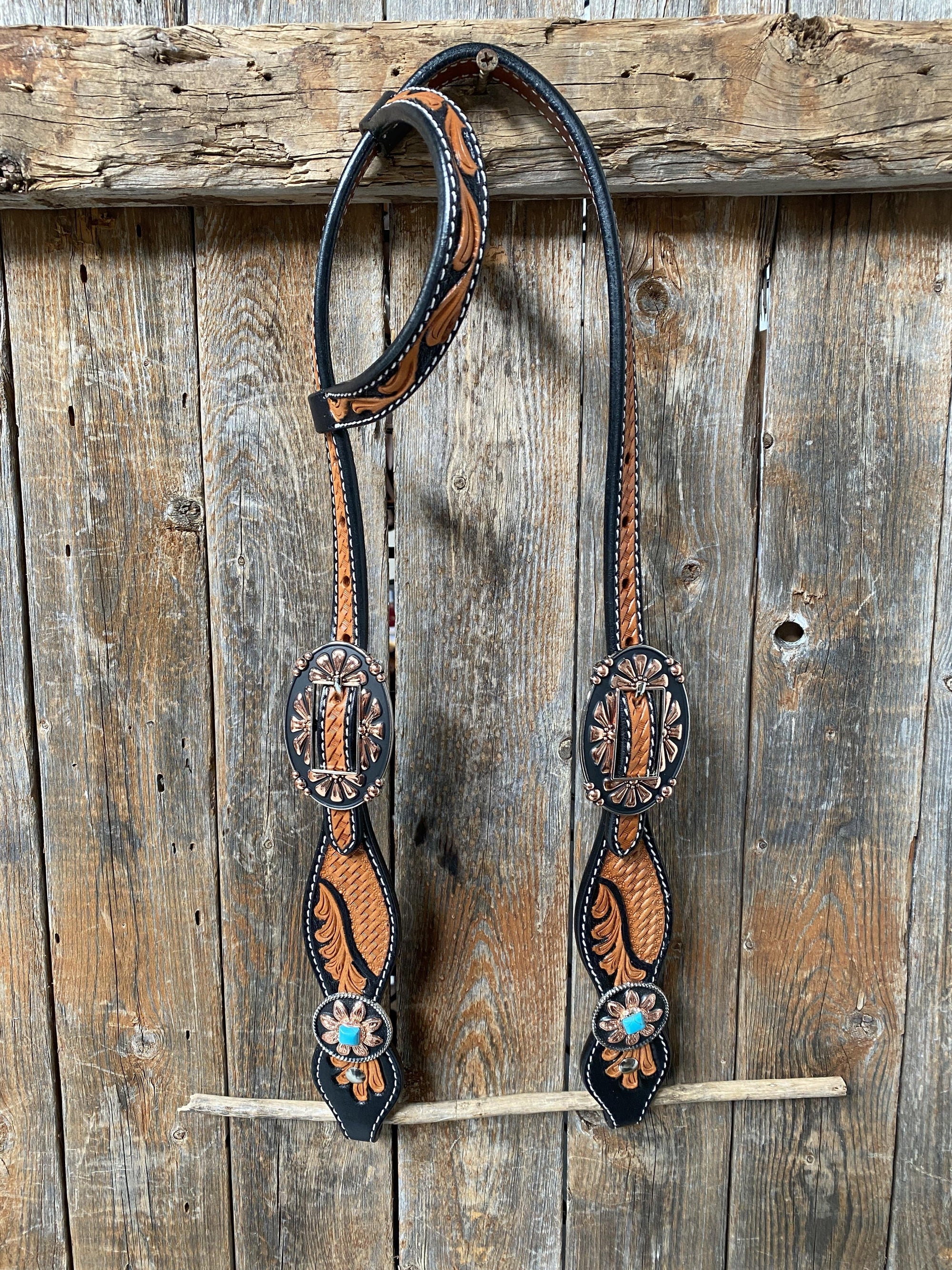 Two Tone Leaf Floral Turquoise One Ear &amp; Breastcollar Tack Set 