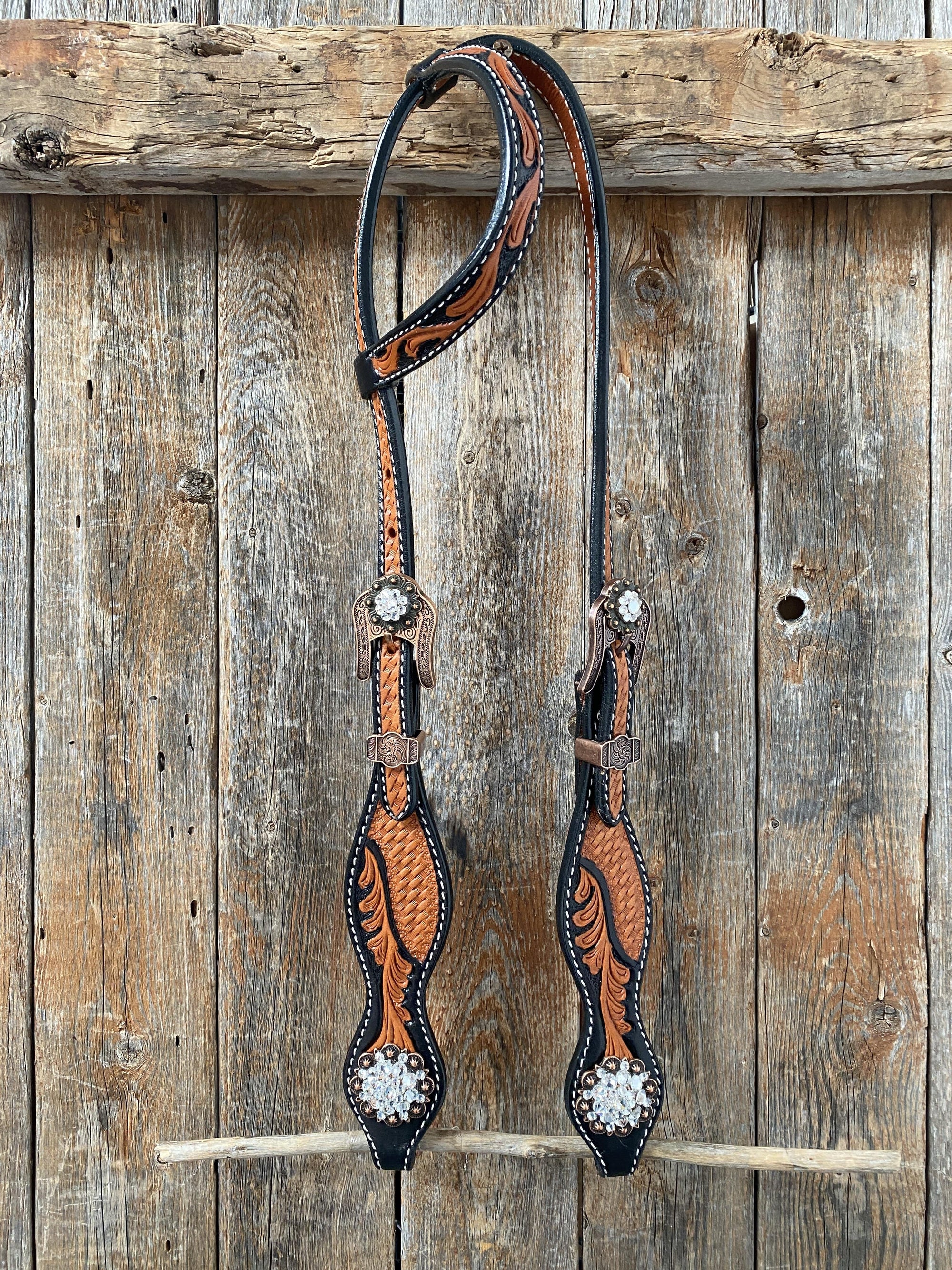 Leaf Scalloped Clear One Ear &amp; Breastcollar 