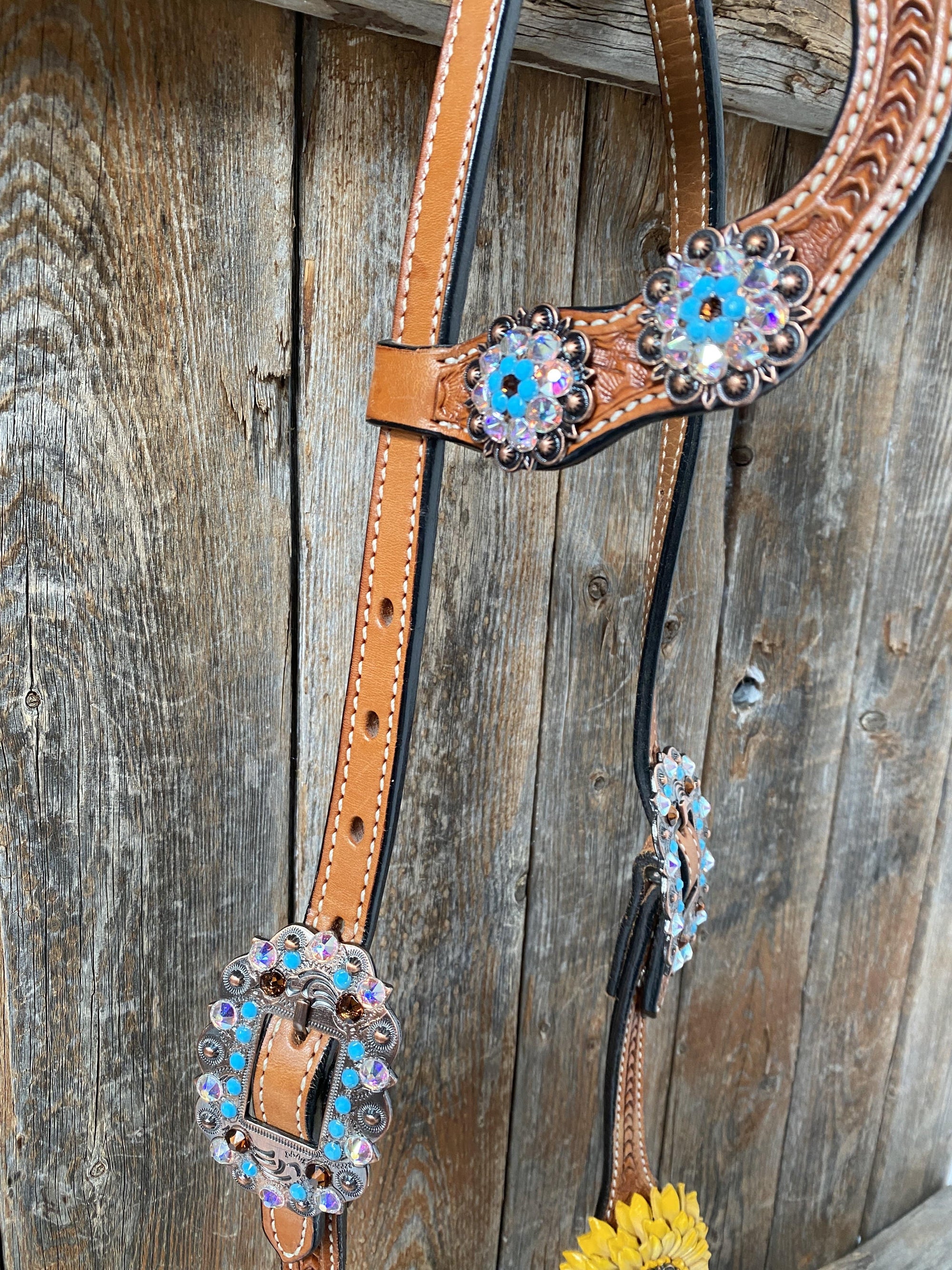 One Ear &amp; Breastcollar -Yellow Daisy 