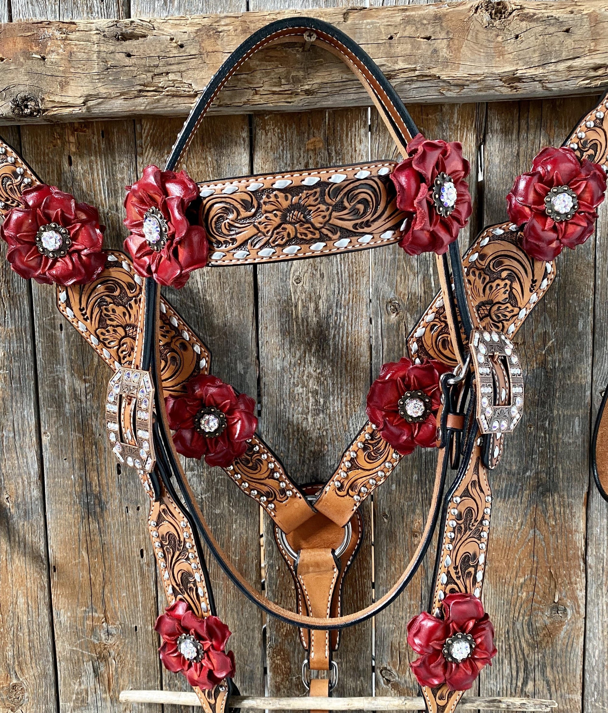Silver Buckstitch Flower Browband Headstall &amp; Breastcollar Set 
