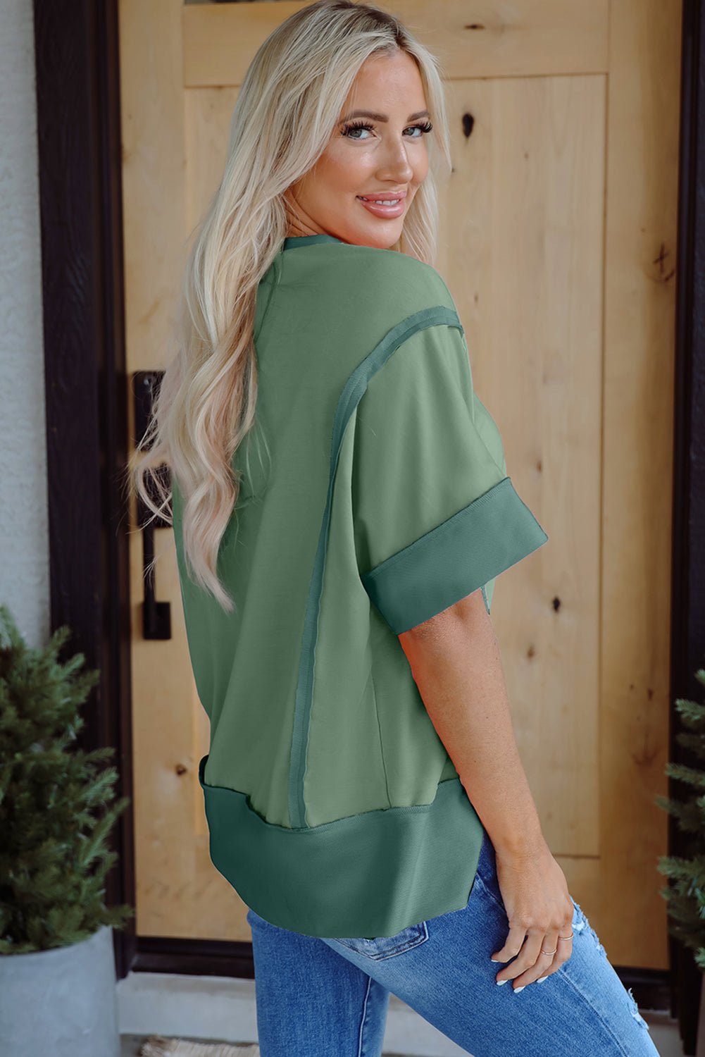 Colorblock 3/4 Sleeve Raw Seam High-Low Top