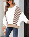 Zyla Contrast Stitching Oversize Sweatshirt
