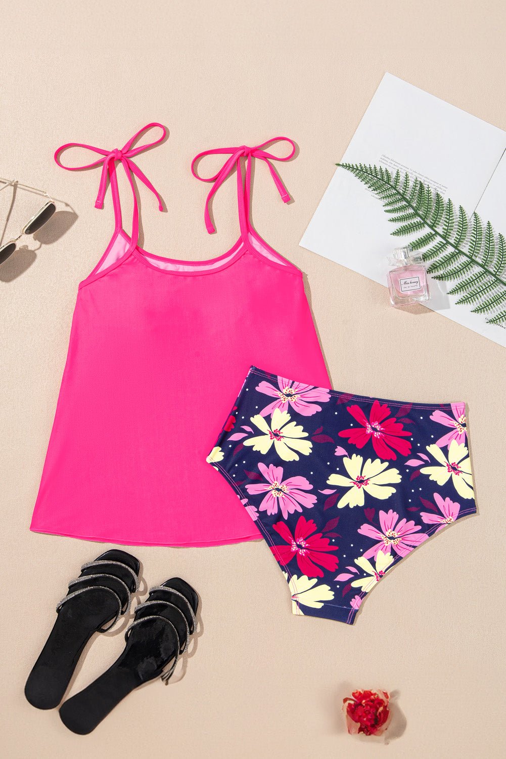 Solid Tie Strap Top &amp; Floral Bottom Tankini Set