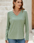 Solid V-Neck Long Sleeve Knit Top