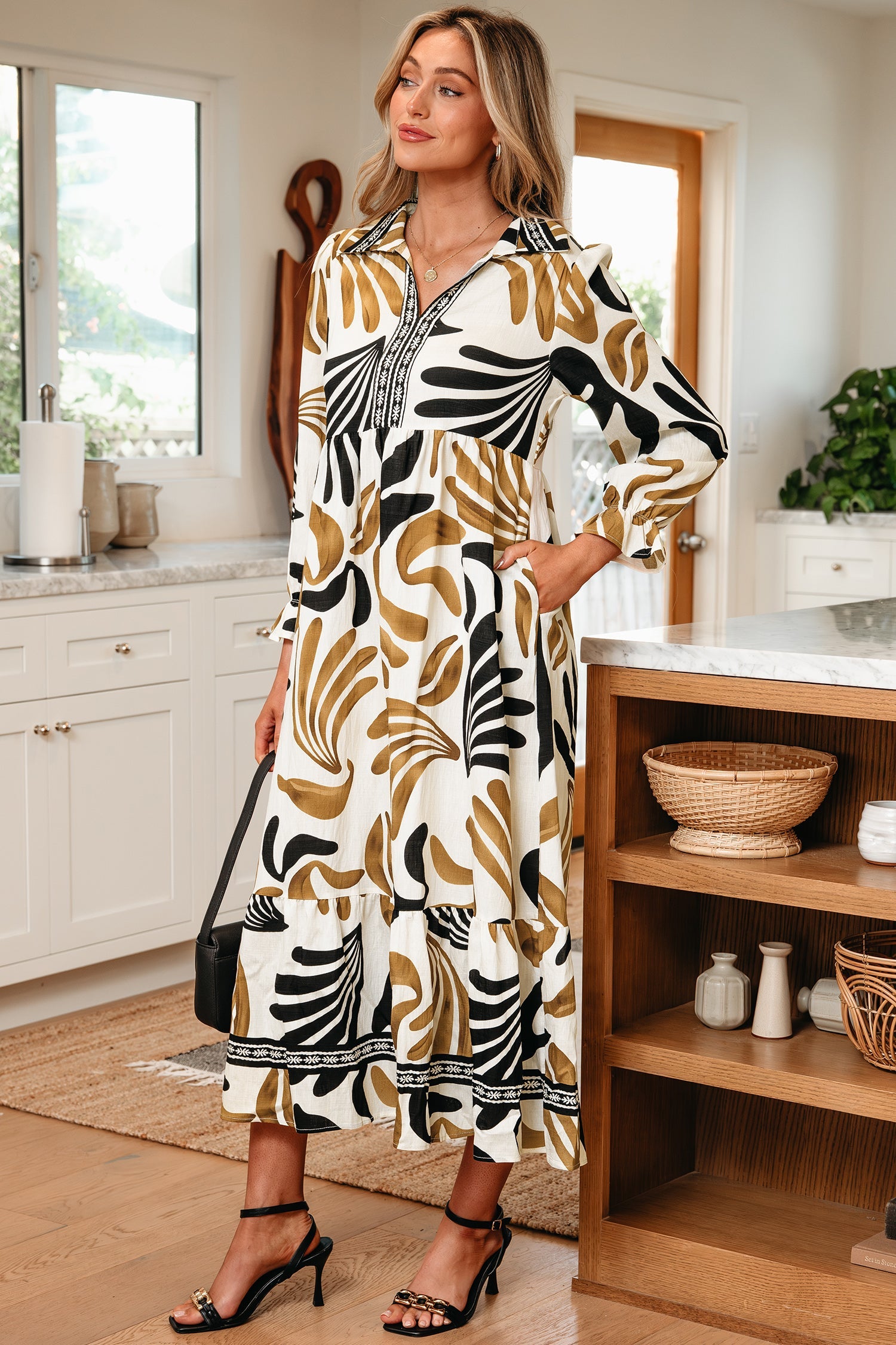 Tropical Contrast Trim Ruffle Hem Dress