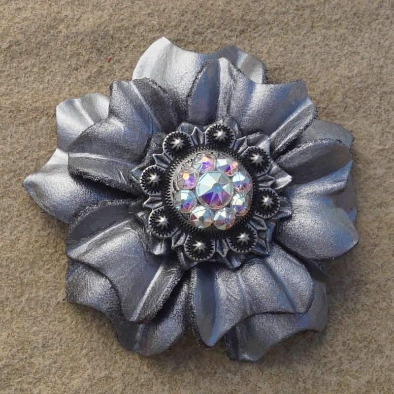 Silver Carnation Flower With Antique Silver AB 1" Concho
